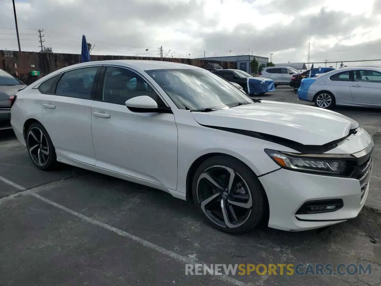 4 Фотография поврежденного автомобиля 1HGCV1F32KA175712 HONDA ACCORD 2019