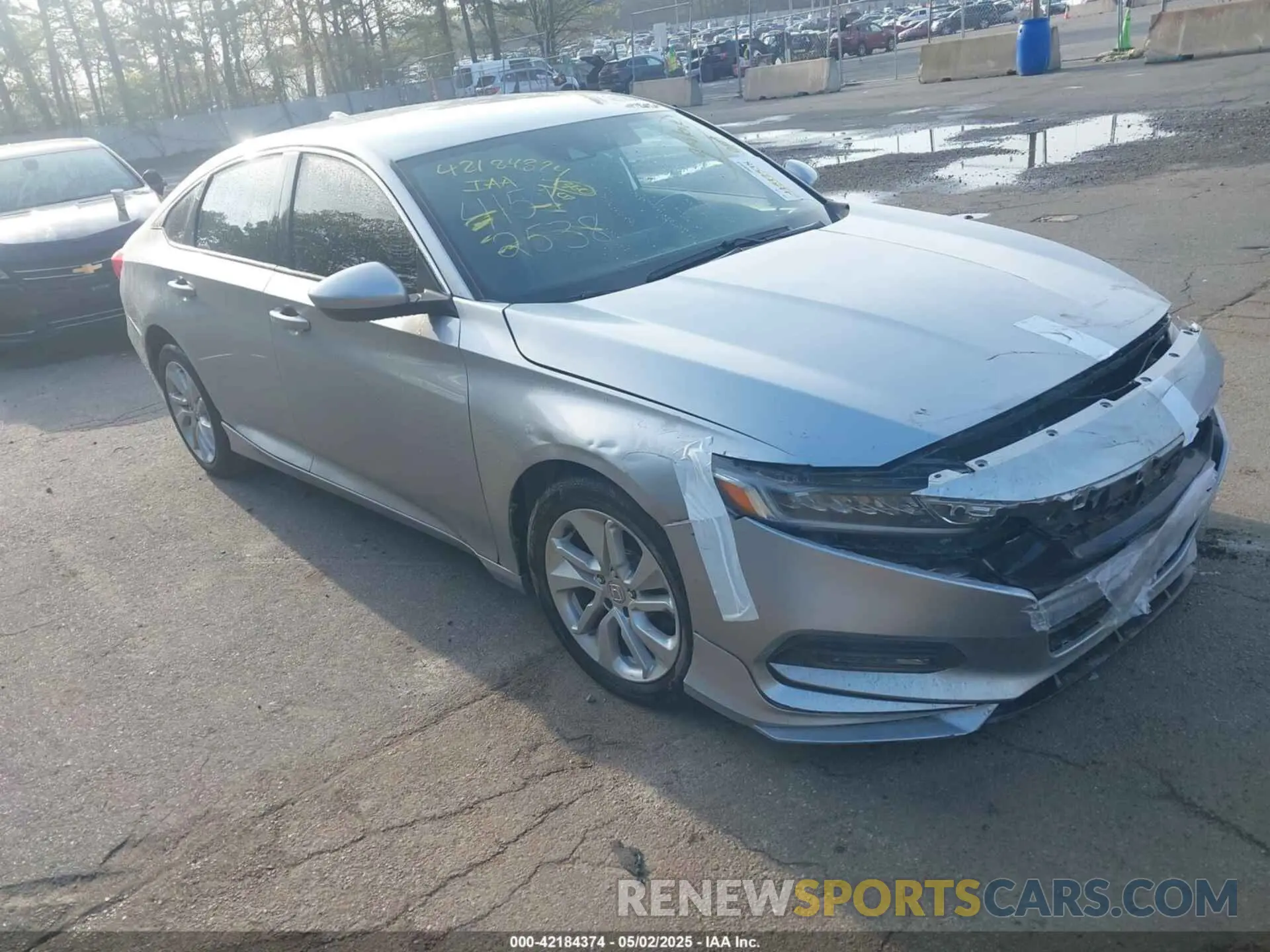 1 Photograph of a damaged car 1HGCV1F33KA096761 HONDA ACCORD 2019