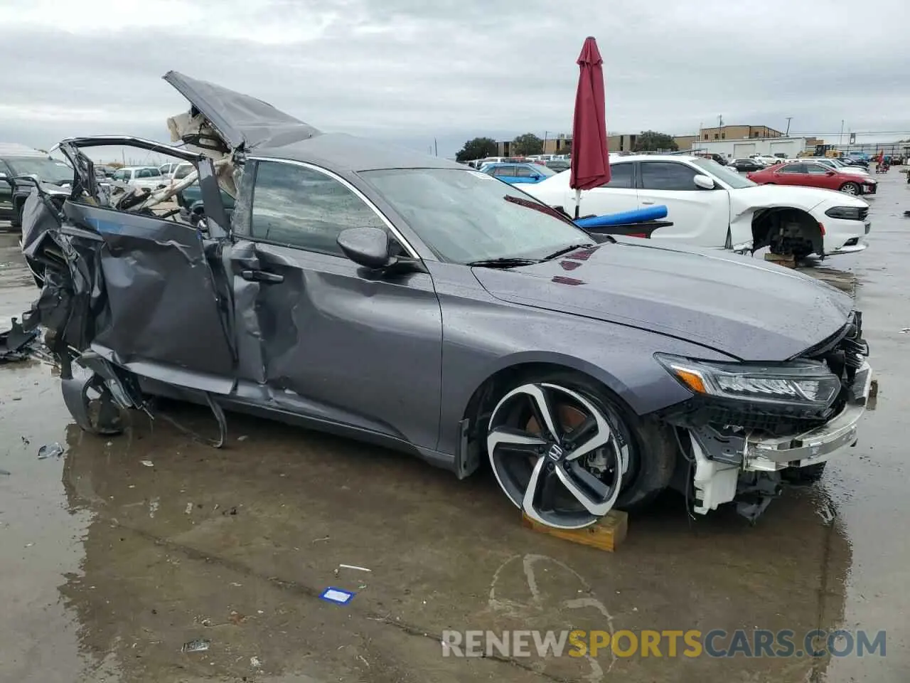 4 Фотография поврежденного автомобиля 1HGCV1F33KA099501 HONDA ACCORD 2019