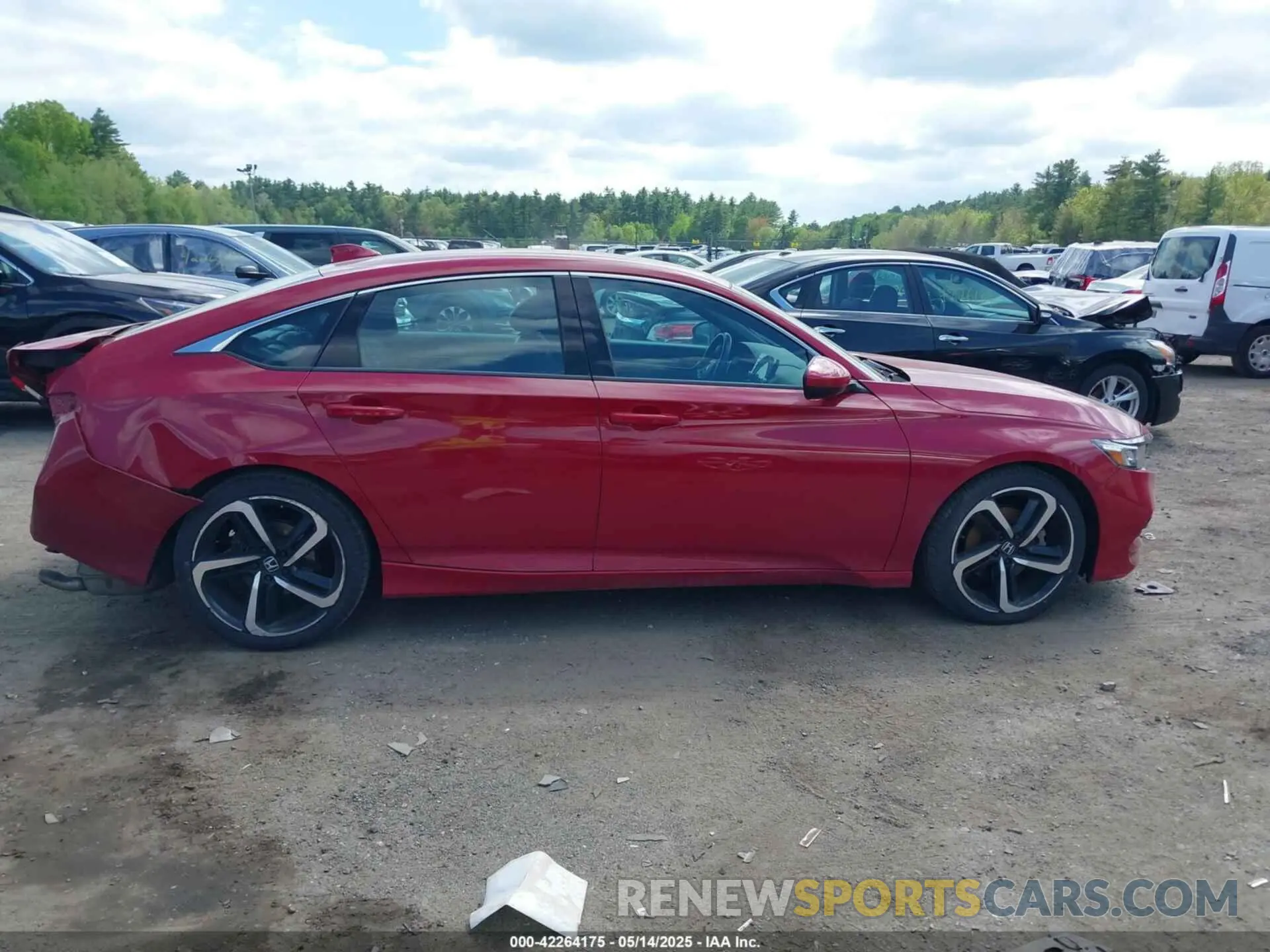 14 Photograph of a damaged car 1HGCV1F33KA102381 HONDA ACCORD 2019