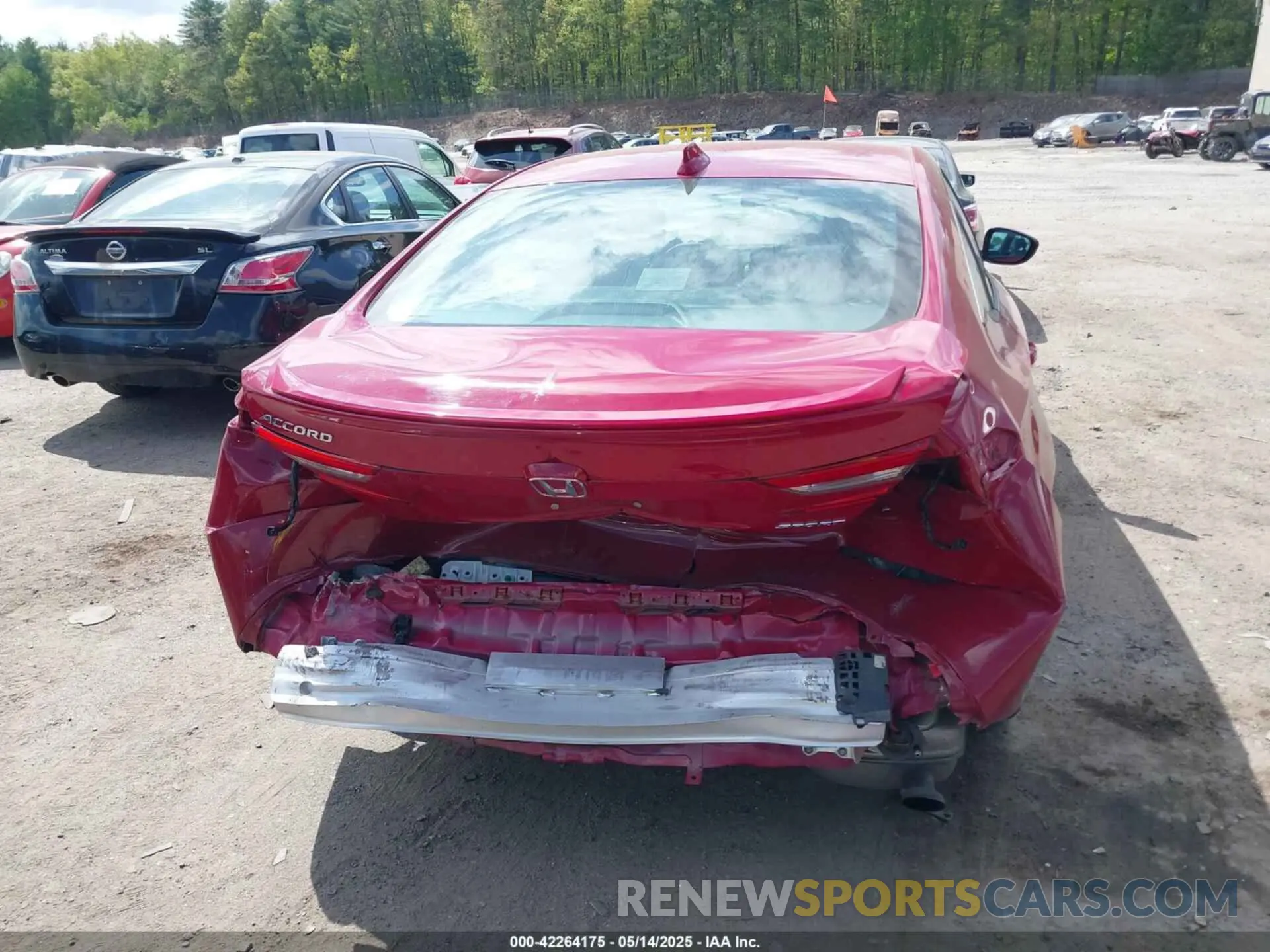 17 Photograph of a damaged car 1HGCV1F33KA102381 HONDA ACCORD 2019