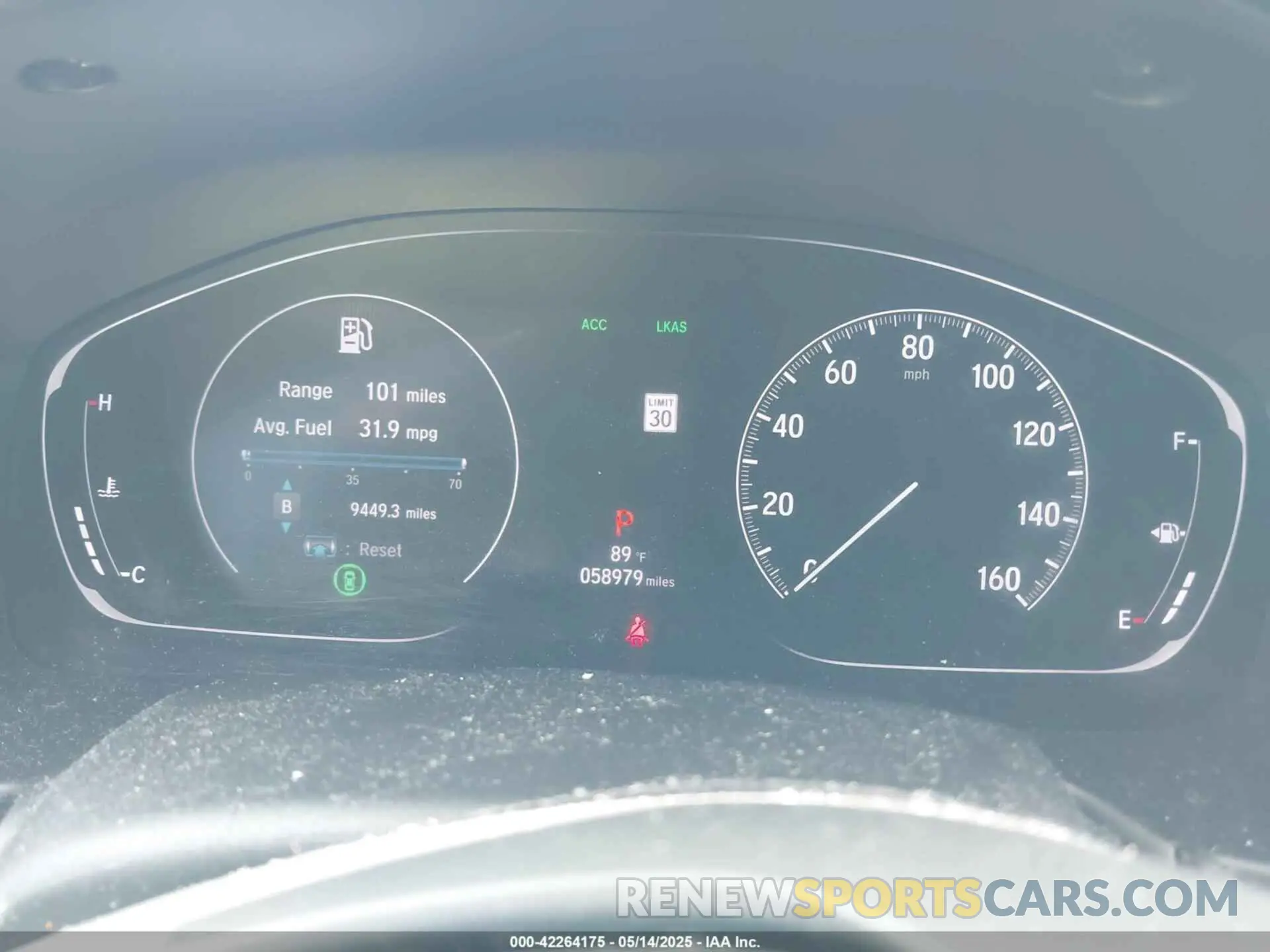 7 Photograph of a damaged car 1HGCV1F33KA102381 HONDA ACCORD 2019