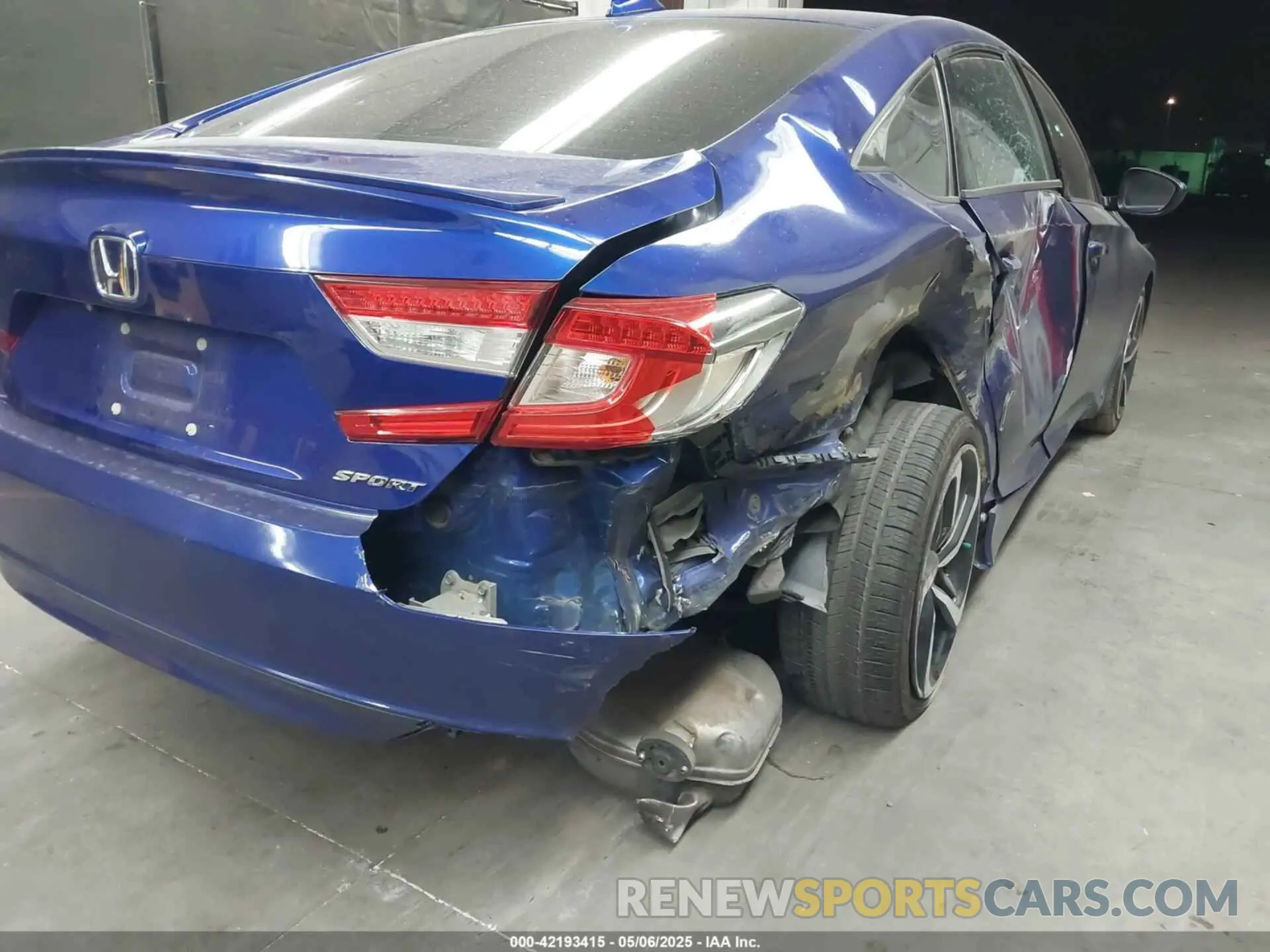6 Фотография поврежденного автомобиля 1HGCV1F33KA127300 HONDA ACCORD 2019