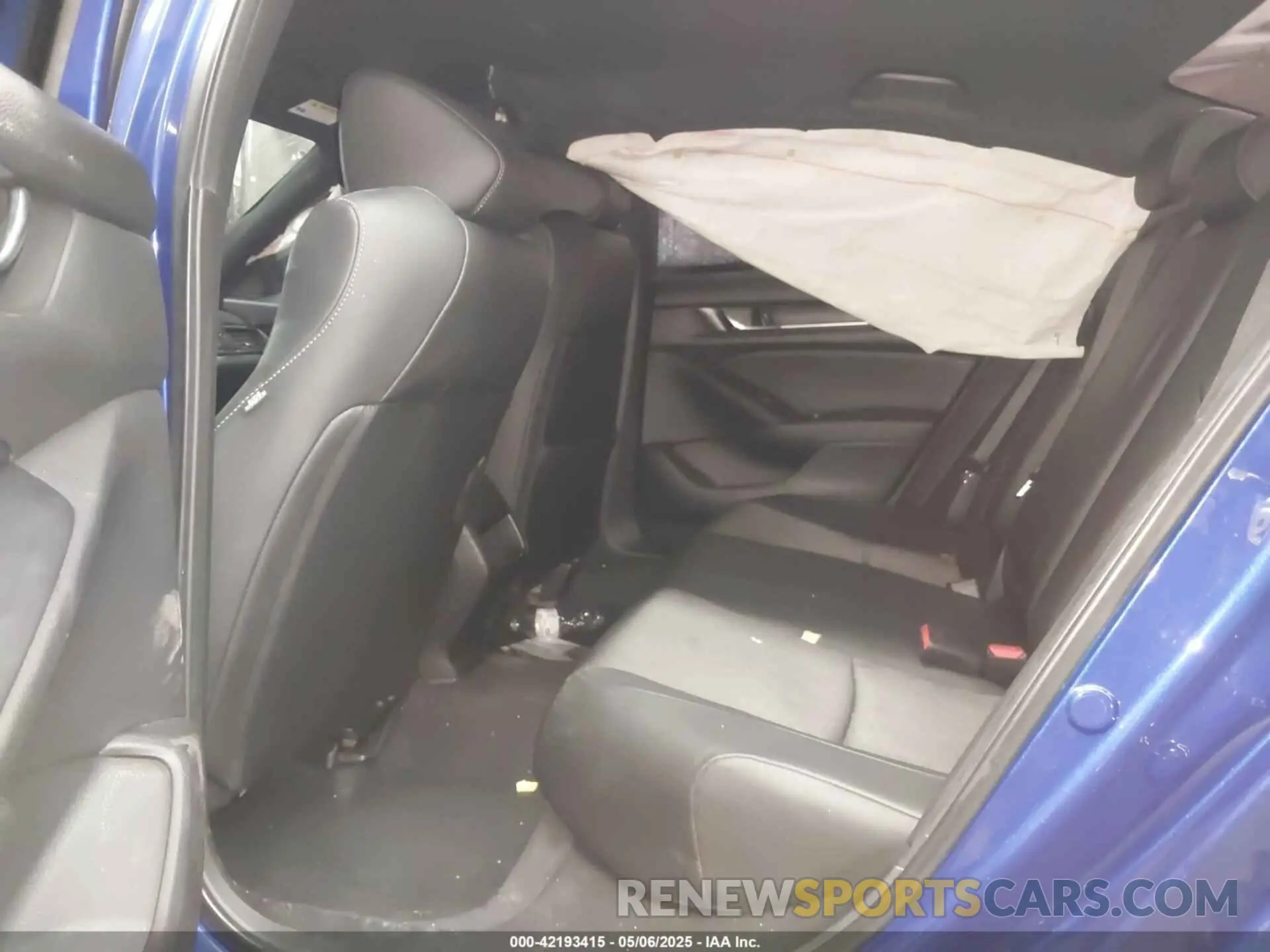 8 Фотография поврежденного автомобиля 1HGCV1F33KA127300 HONDA ACCORD 2019