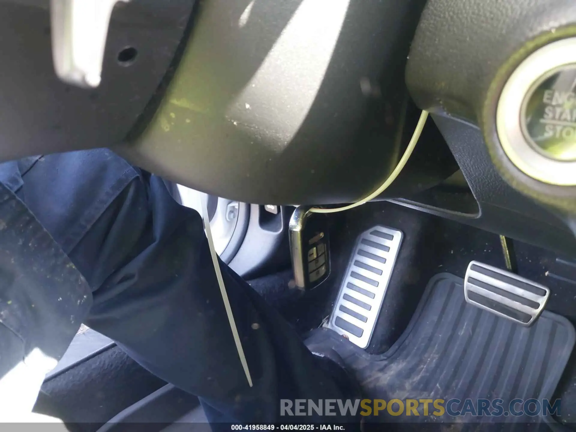 11 Photograph of a damaged car 1HGCV1F33KA141407 HONDA ACCORD 2019