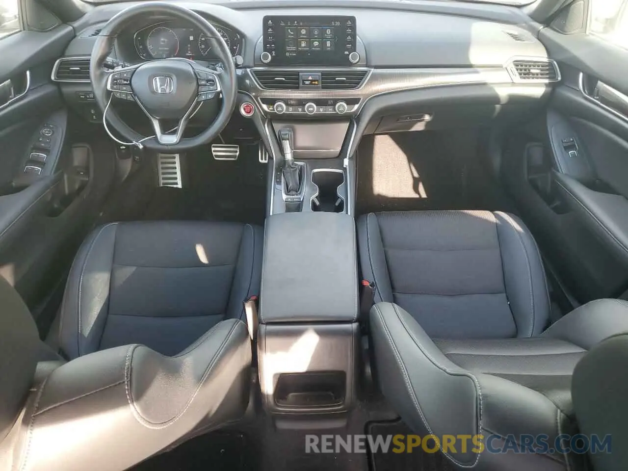 8 Photograph of a damaged car 1HGCV1F34KA007067 HONDA ACCORD 2019