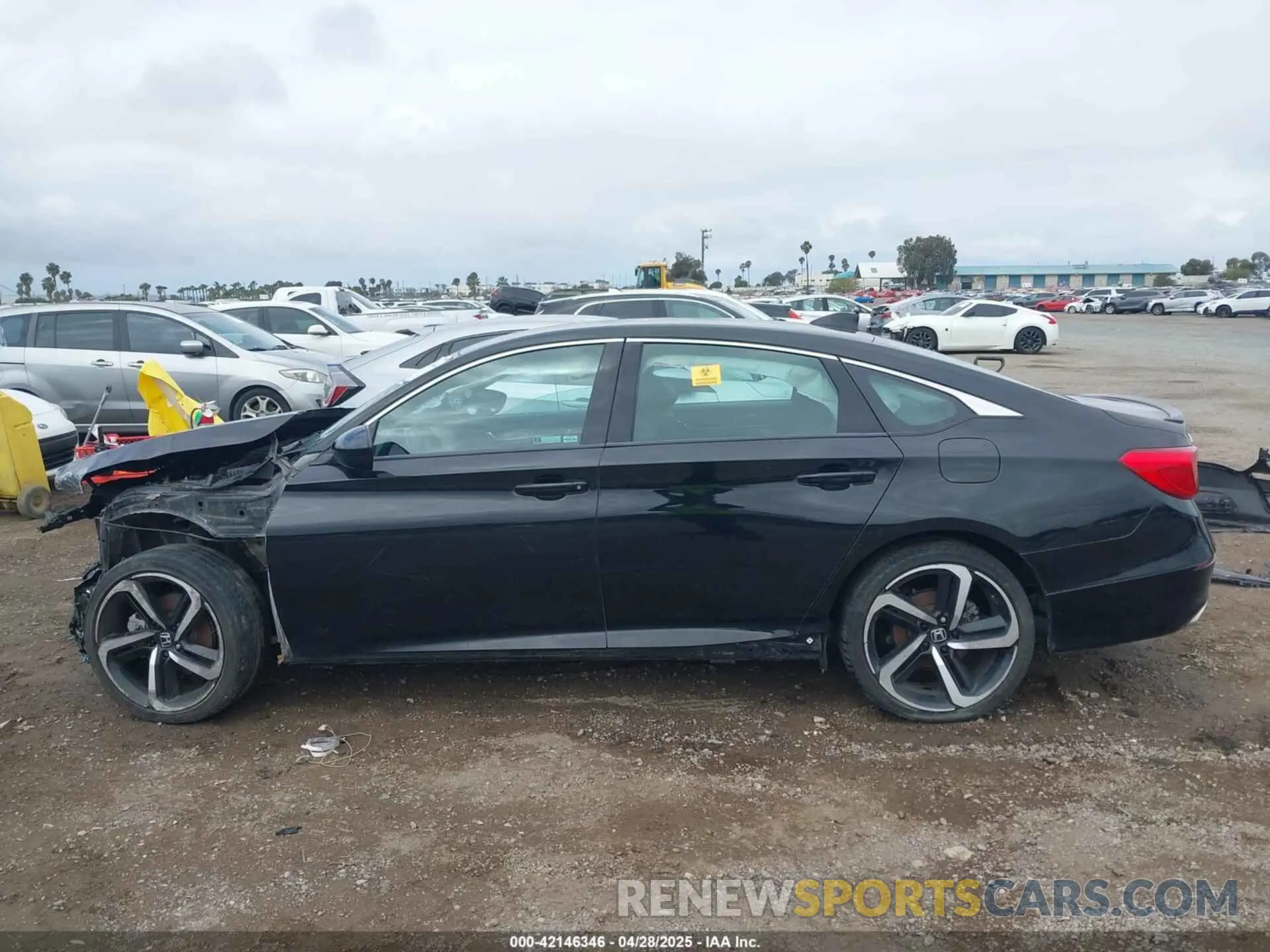 15 Photograph of a damaged car 1HGCV1F34KA027528 HONDA ACCORD 2019
