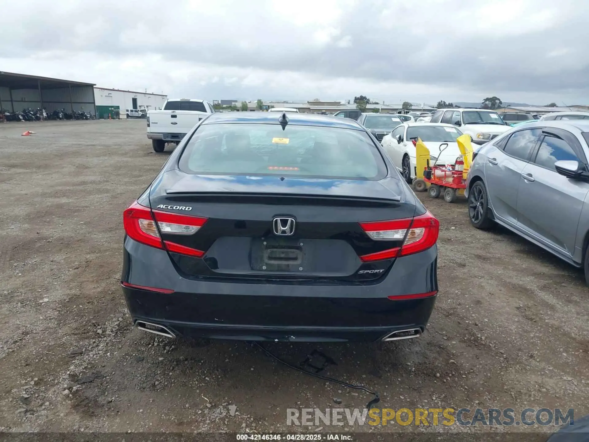 17 Photograph of a damaged car 1HGCV1F34KA027528 HONDA ACCORD 2019
