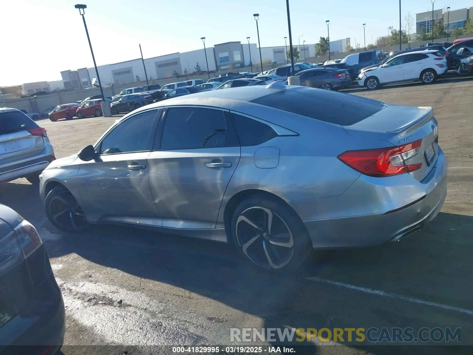 15 Фотография поврежденного автомобиля 1HGCV1F34KA051781 HONDA ACCORD 2019