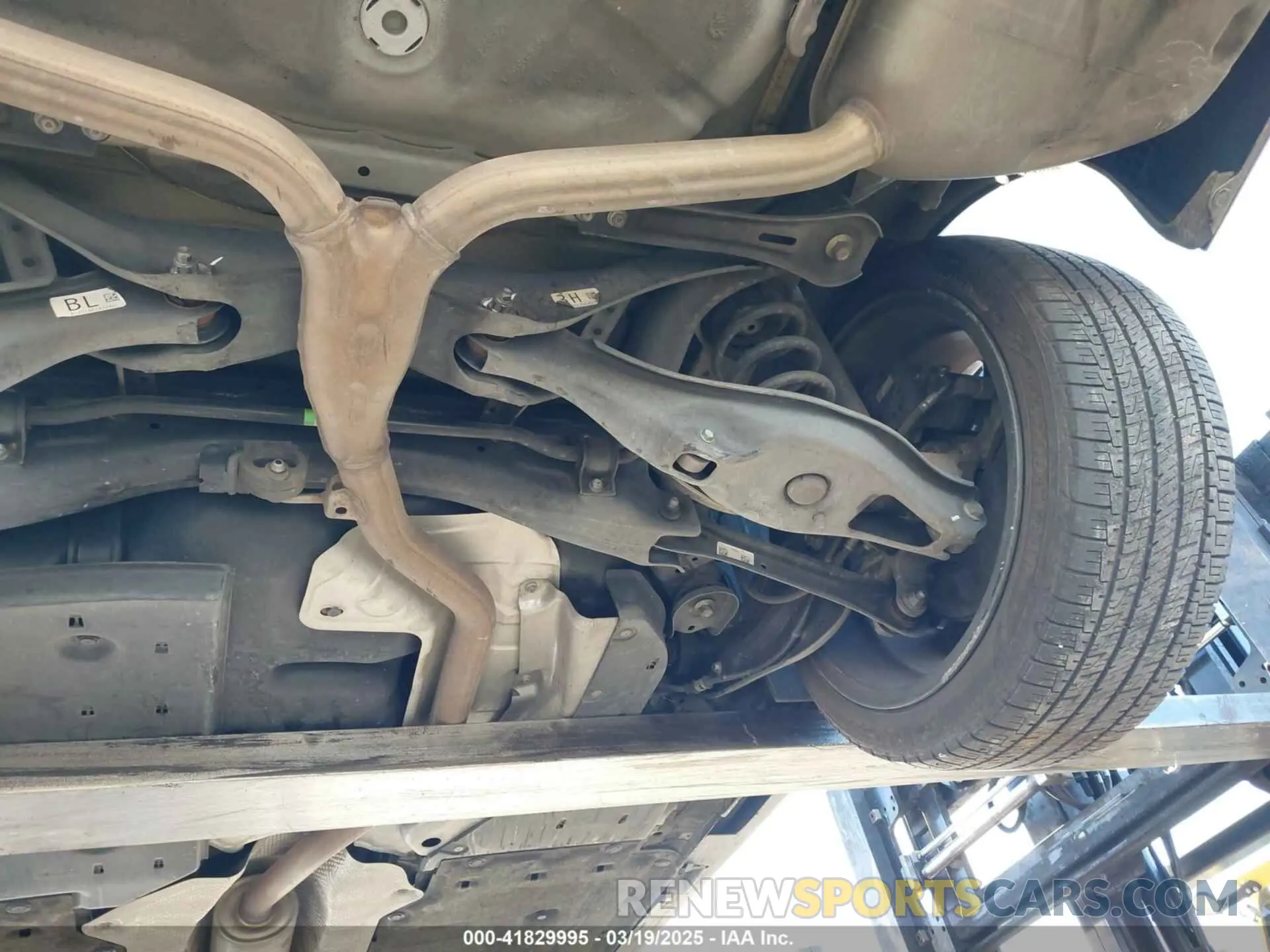 18 Фотография поврежденного автомобиля 1HGCV1F34KA051781 HONDA ACCORD 2019