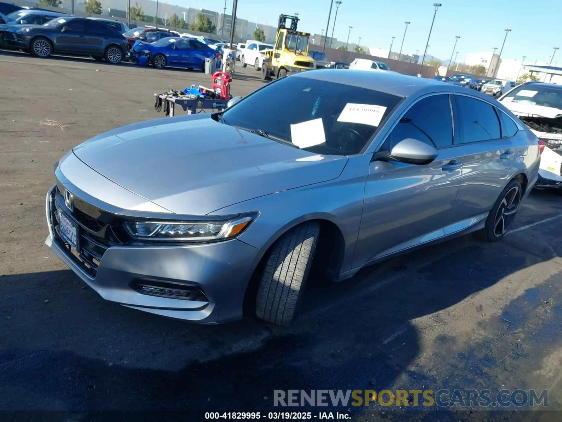2 Фотография поврежденного автомобиля 1HGCV1F34KA051781 HONDA ACCORD 2019