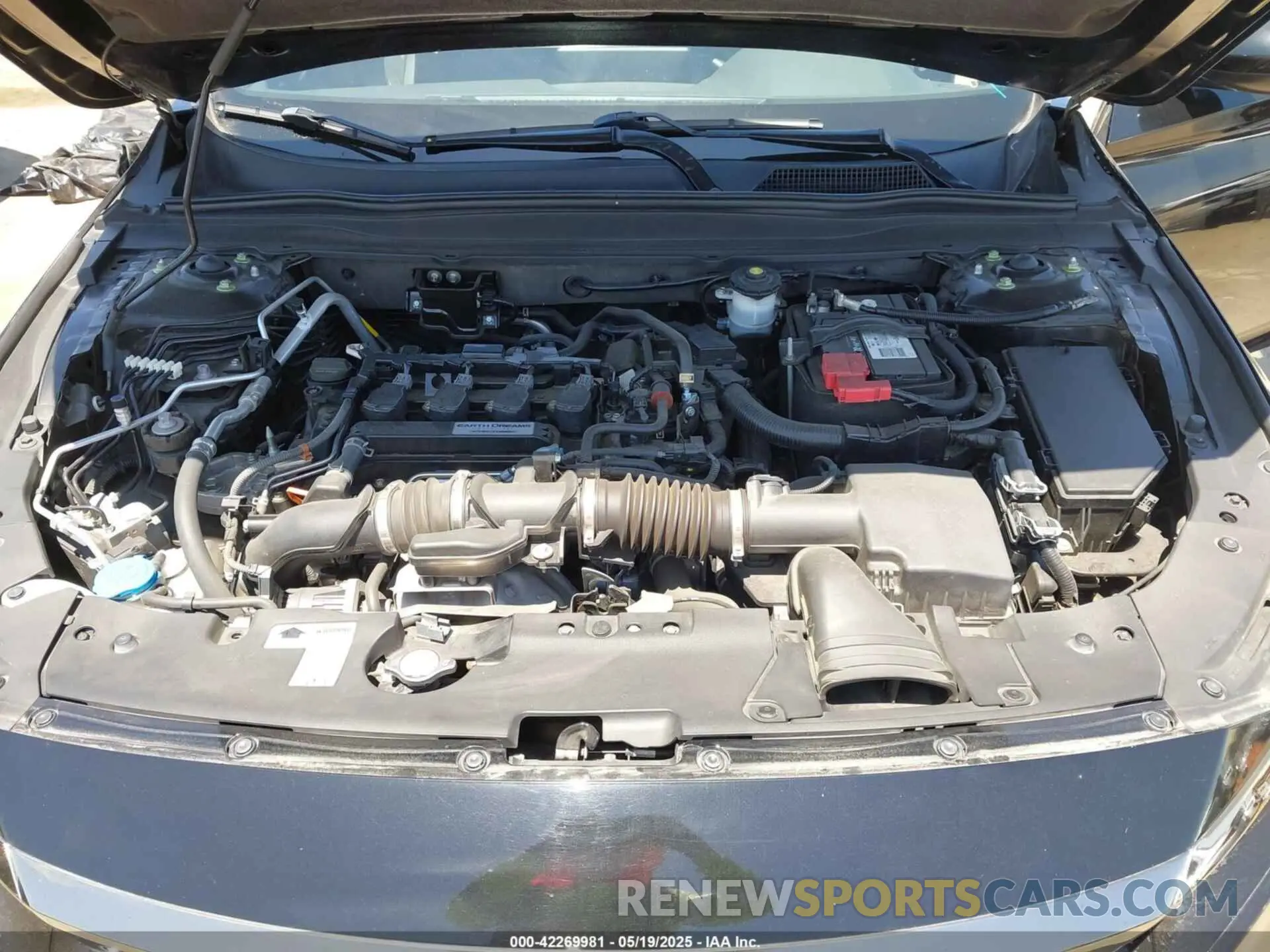 10 Фотография поврежденного автомобиля 1HGCV1F34KA075112 HONDA ACCORD 2019