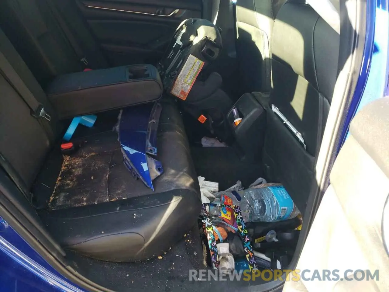 10 Photograph of a damaged car 1HGCV1F34KA083047 HONDA ACCORD 2019