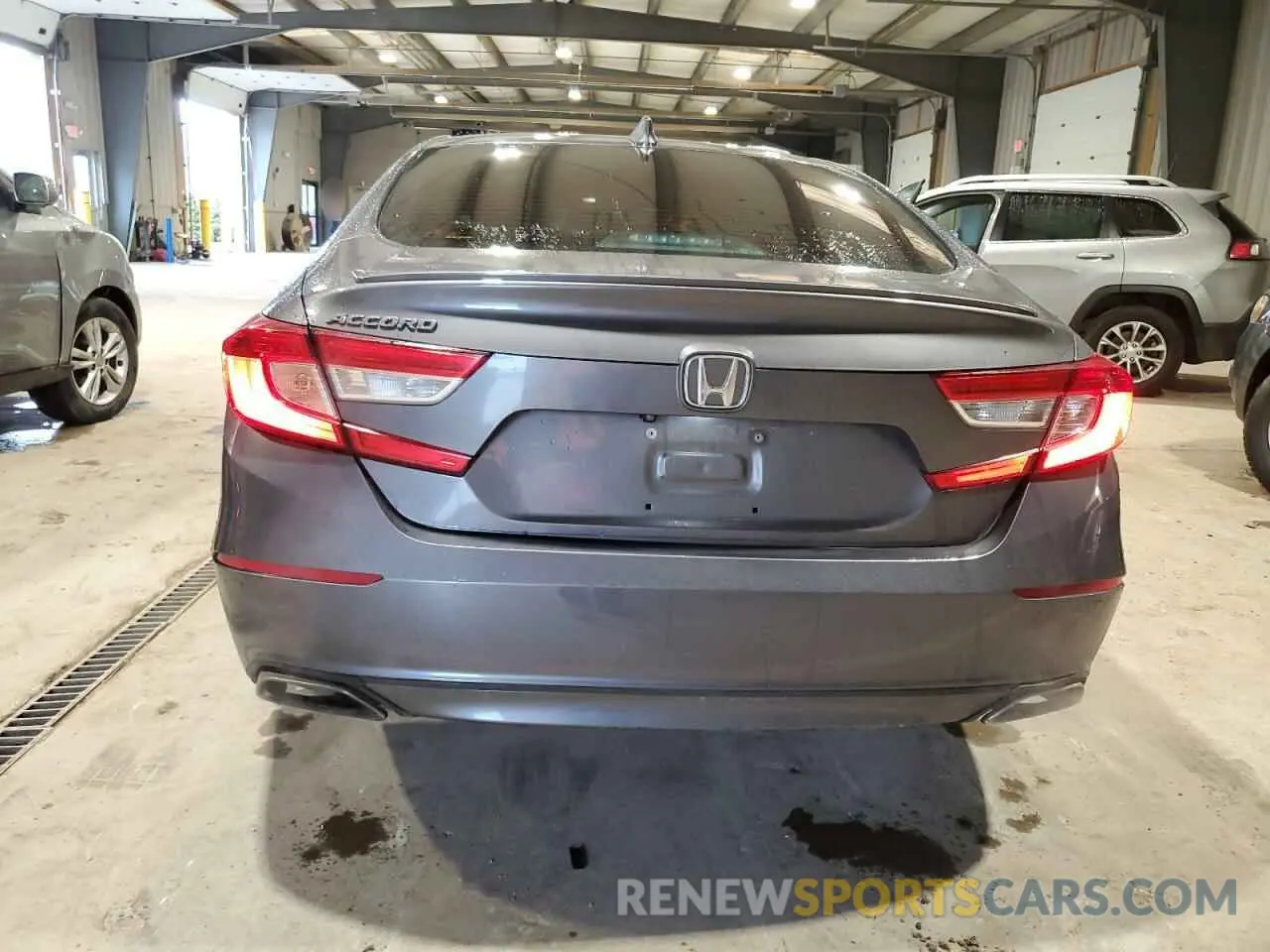6 Фотография поврежденного автомобиля 1HGCV1F34KA084151 HONDA ACCORD 2019