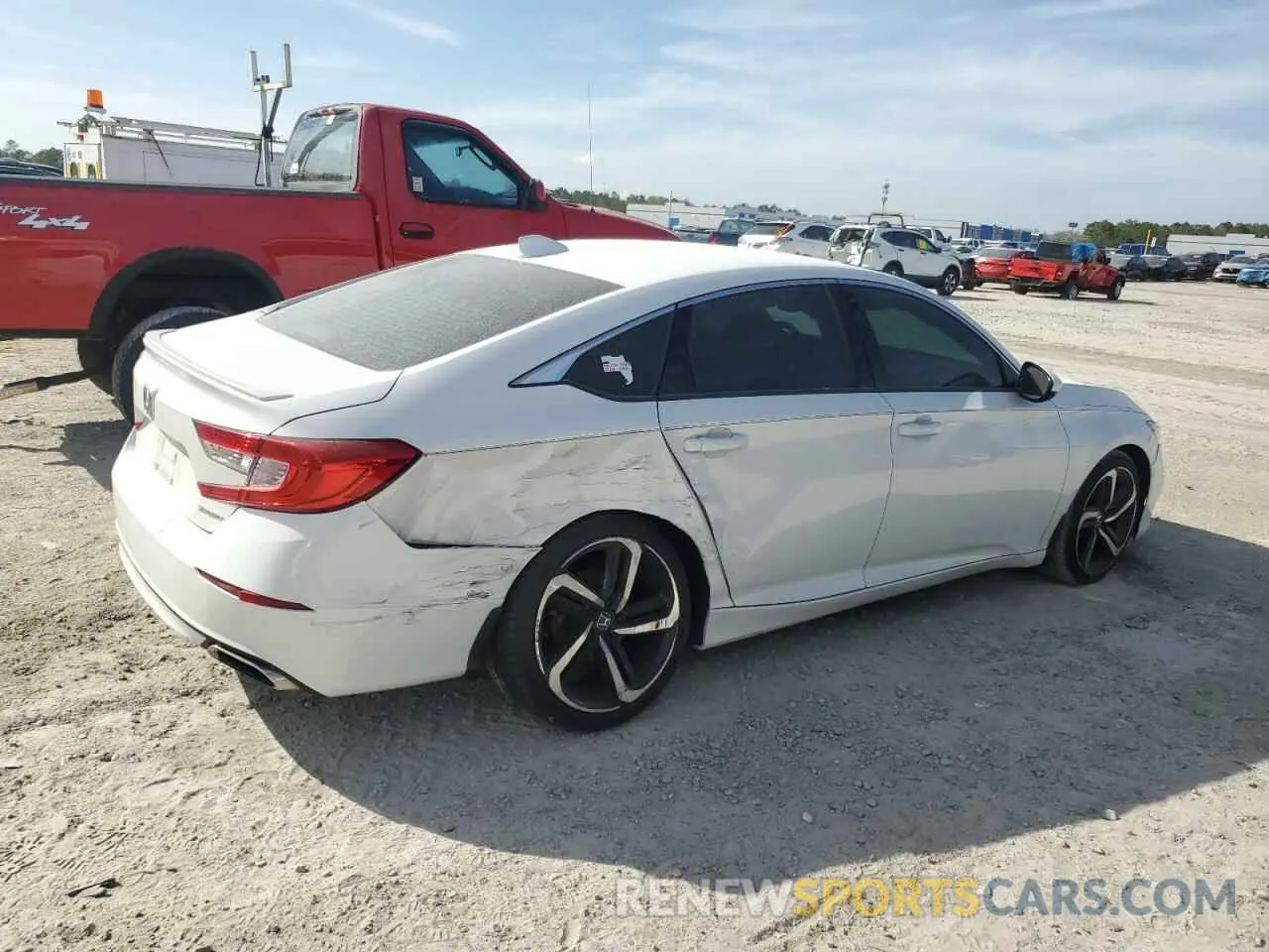 3 Фотография поврежденного автомобиля 1HGCV1F34KA160807 HONDA ACCORD 2019