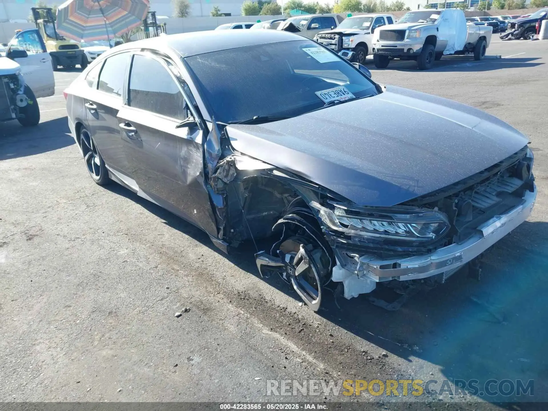1 Фотография поврежденного автомобиля 1HGCV1F35KA018546 HONDA ACCORD 2019