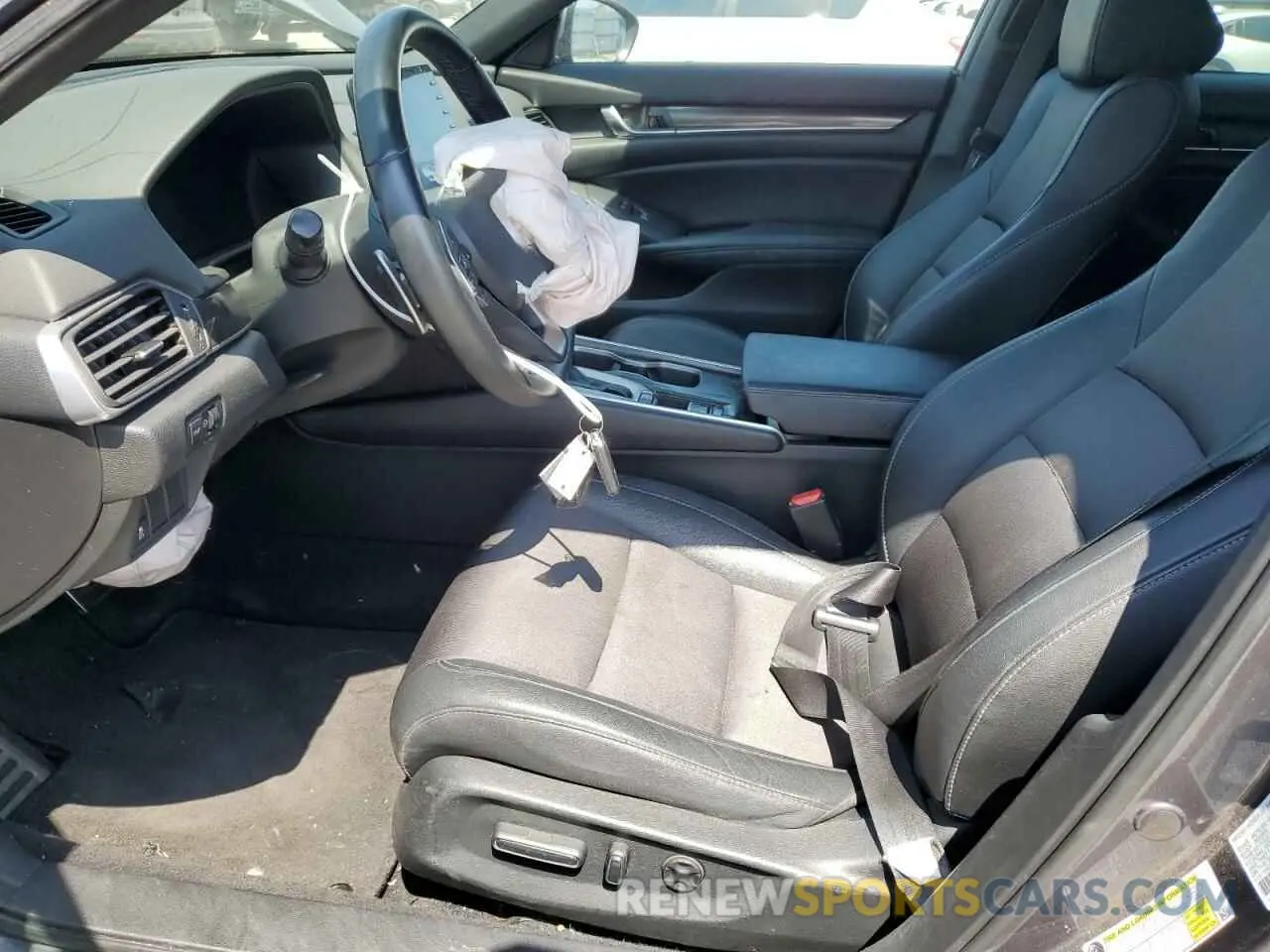 7 Photograph of a damaged car 1HGCV1F35KA024556 HONDA ACCORD 2019