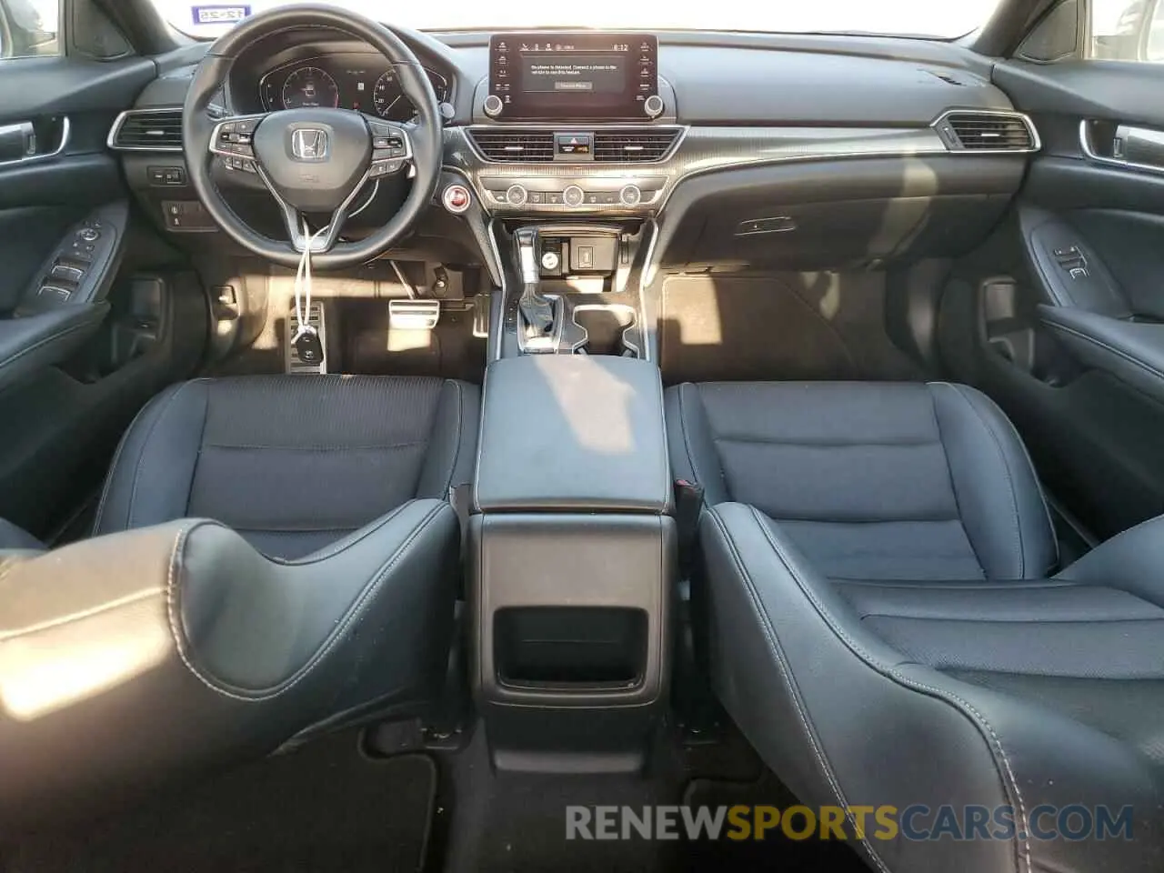 8 Photograph of a damaged car 1HGCV1F35KA046086 HONDA ACCORD 2019