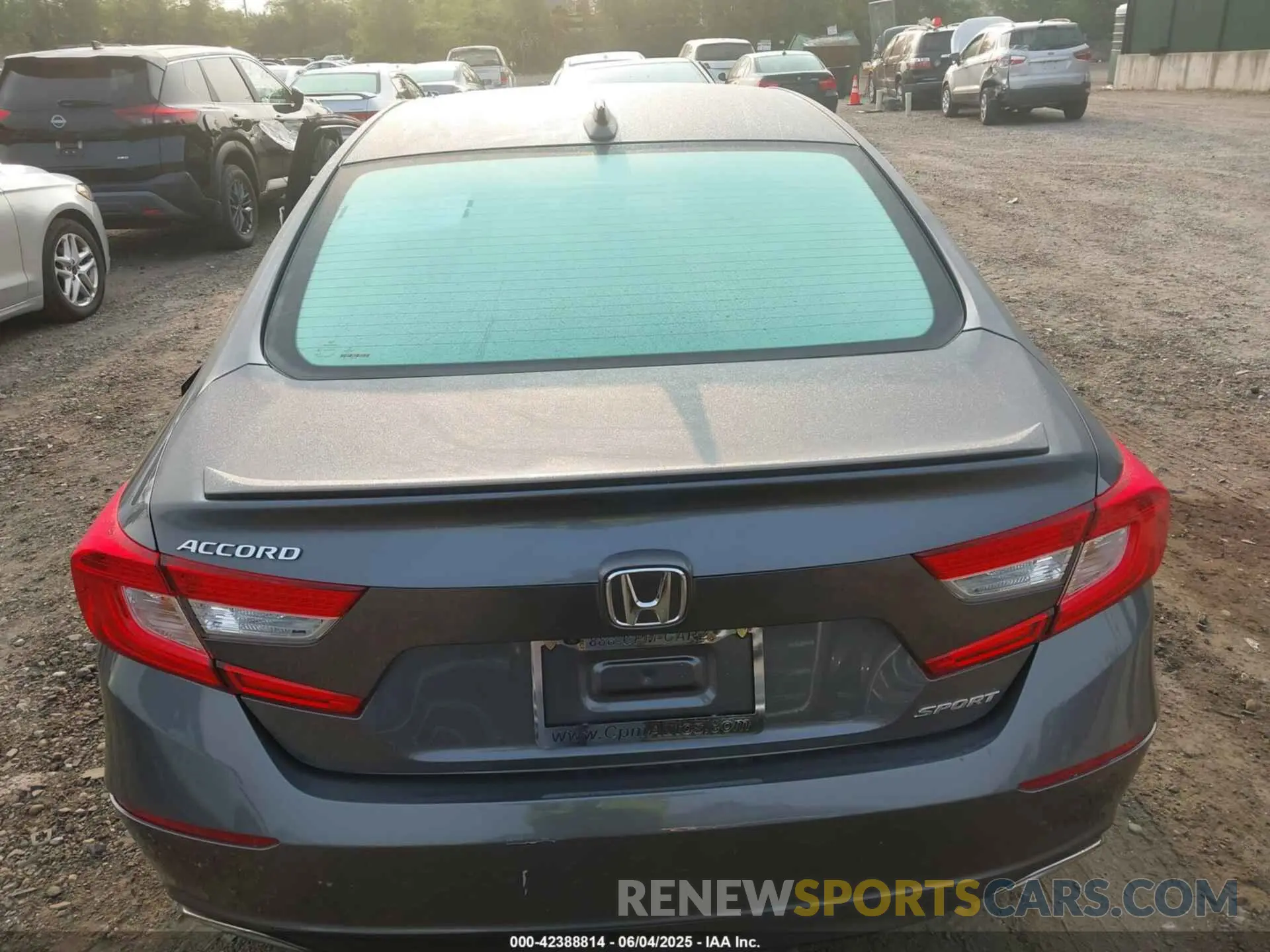 16 Photograph of a damaged car 1HGCV1F35KA048761 HONDA ACCORD 2019