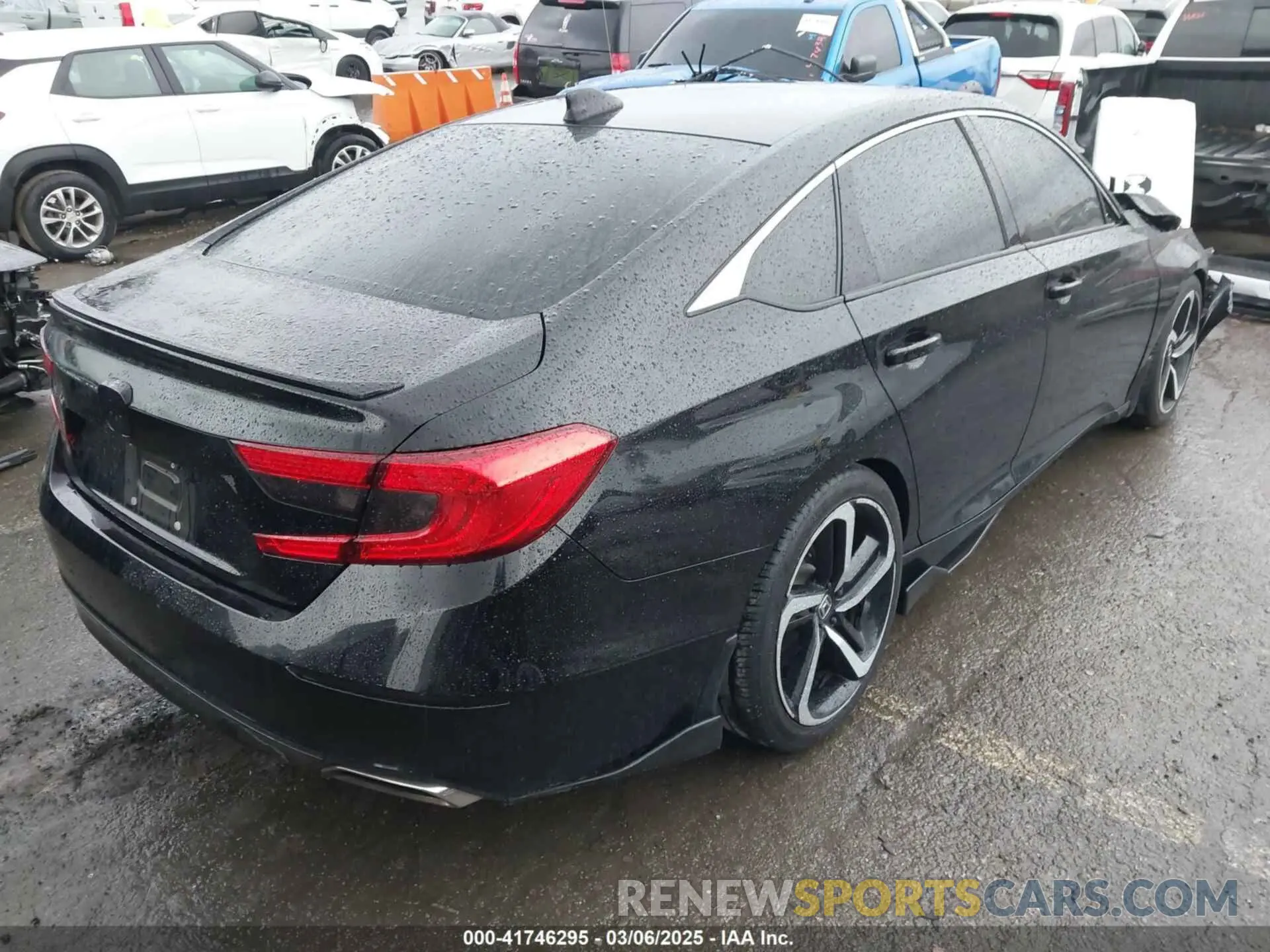 4 Фотография поврежденного автомобиля 1HGCV1F35KA061316 HONDA ACCORD 2019