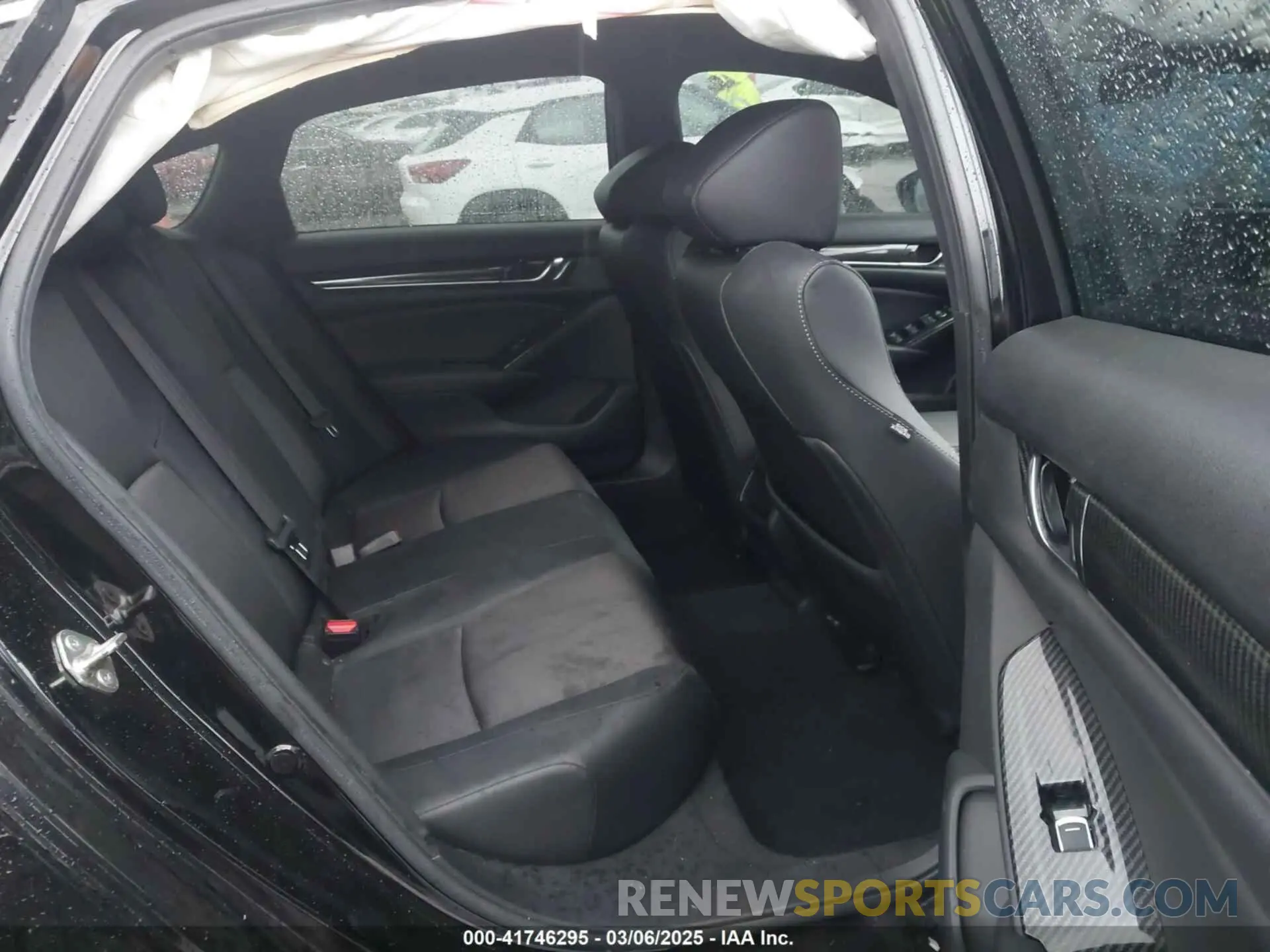 8 Фотография поврежденного автомобиля 1HGCV1F35KA061316 HONDA ACCORD 2019