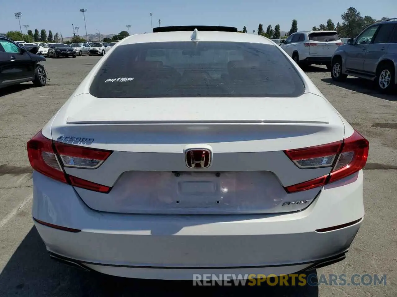 6 Photograph of a damaged car 1HGCV1F35KA062109 HONDA ACCORD 2019