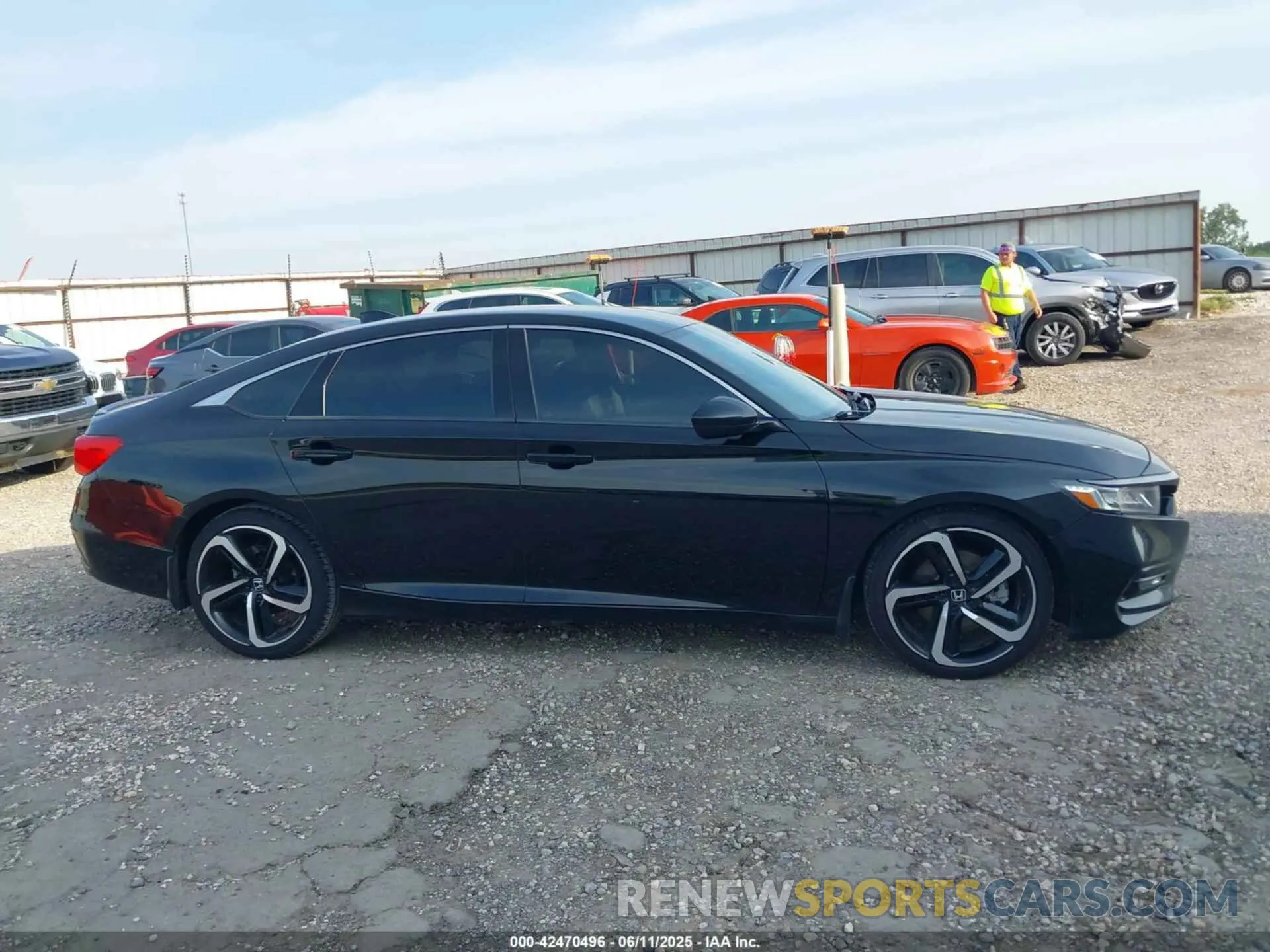 13 Photograph of a damaged car 1HGCV1F35KA069190 HONDA ACCORD 2019