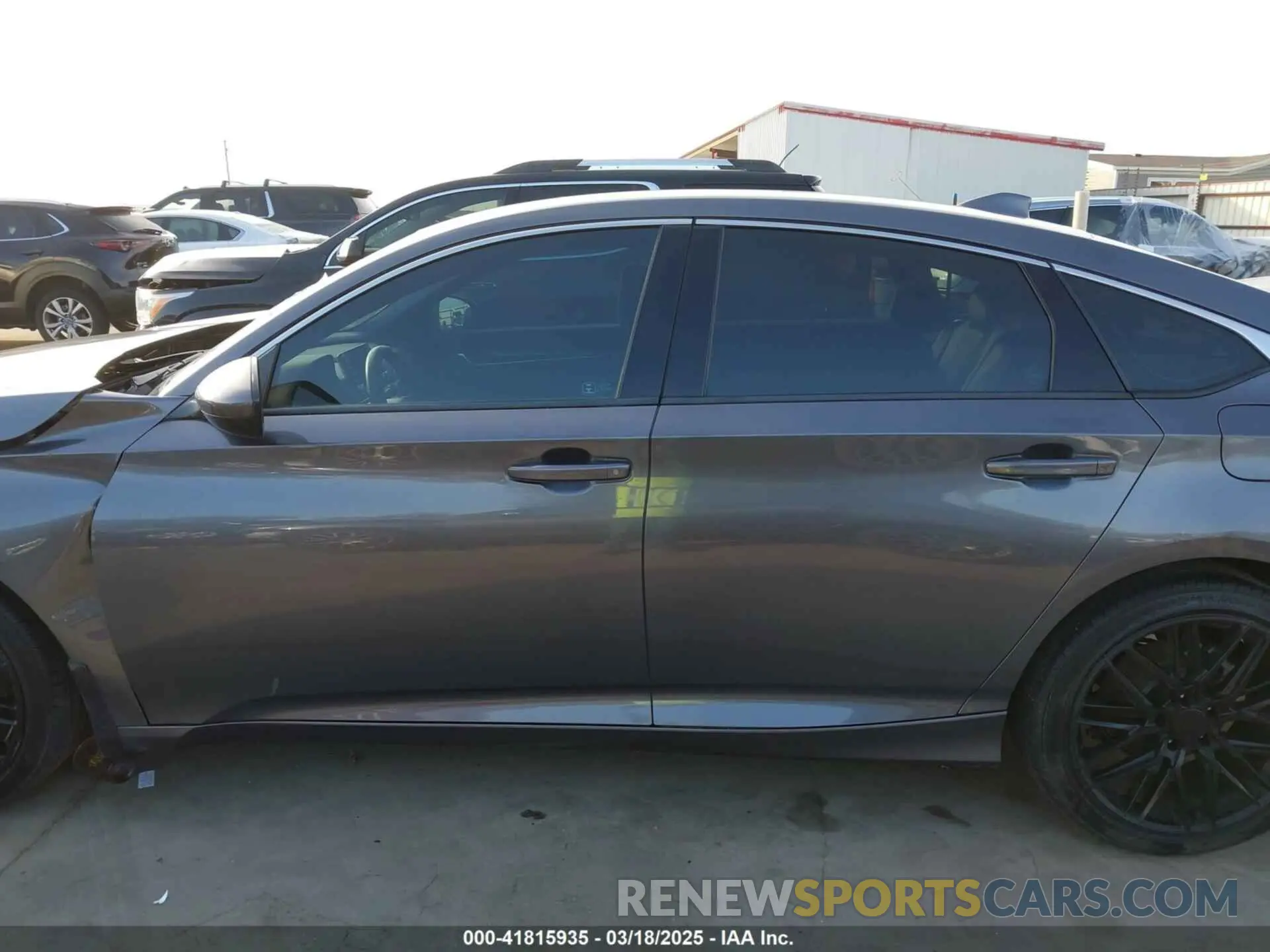 15 Photograph of a damaged car 1HGCV1F35KA092419 HONDA ACCORD 2019