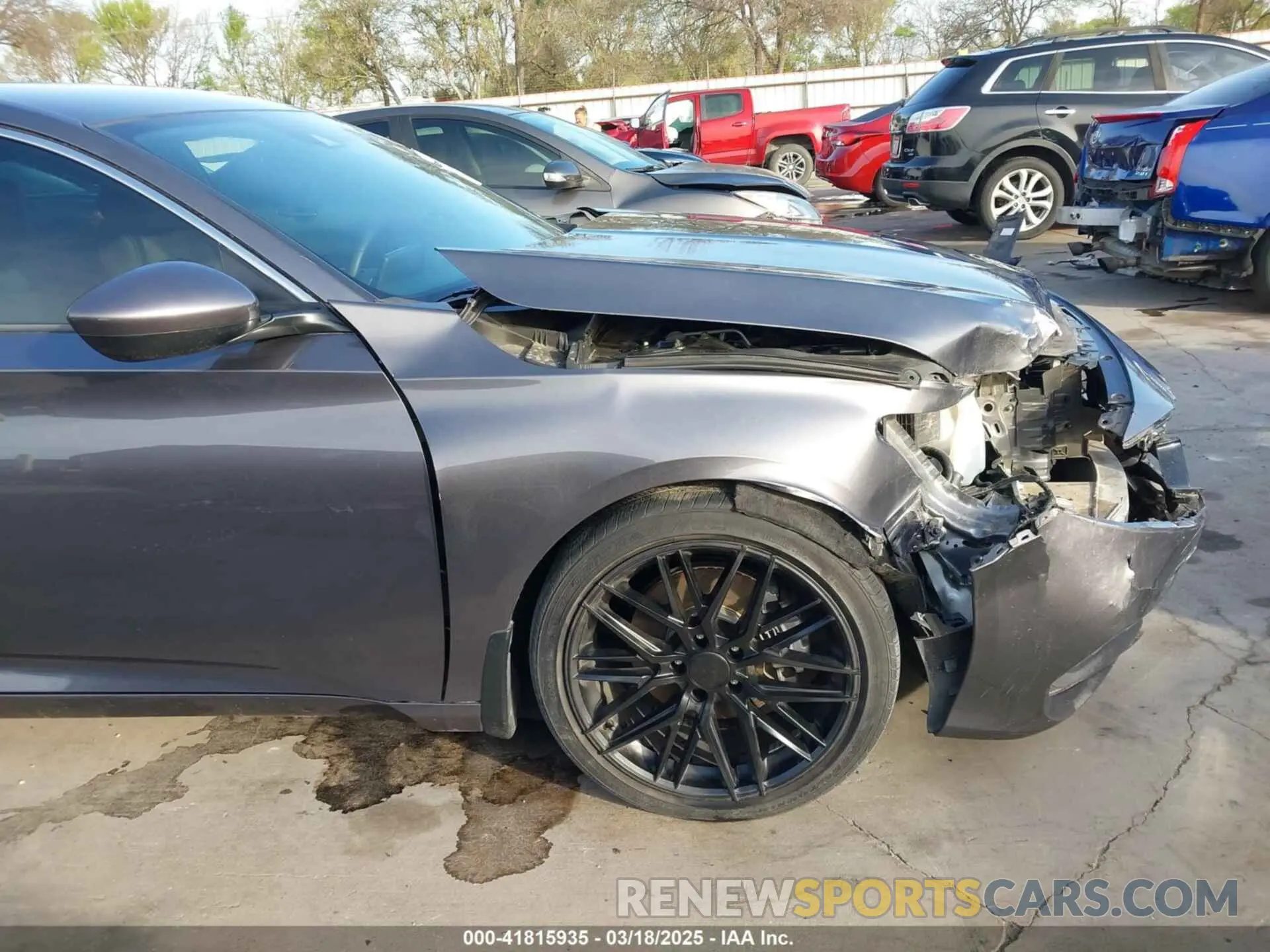 18 Photograph of a damaged car 1HGCV1F35KA092419 HONDA ACCORD 2019