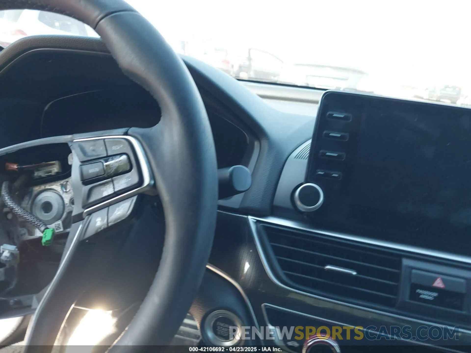 11 Фотография поврежденного автомобиля 1HGCV1F35KA109932 HONDA ACCORD 2019
