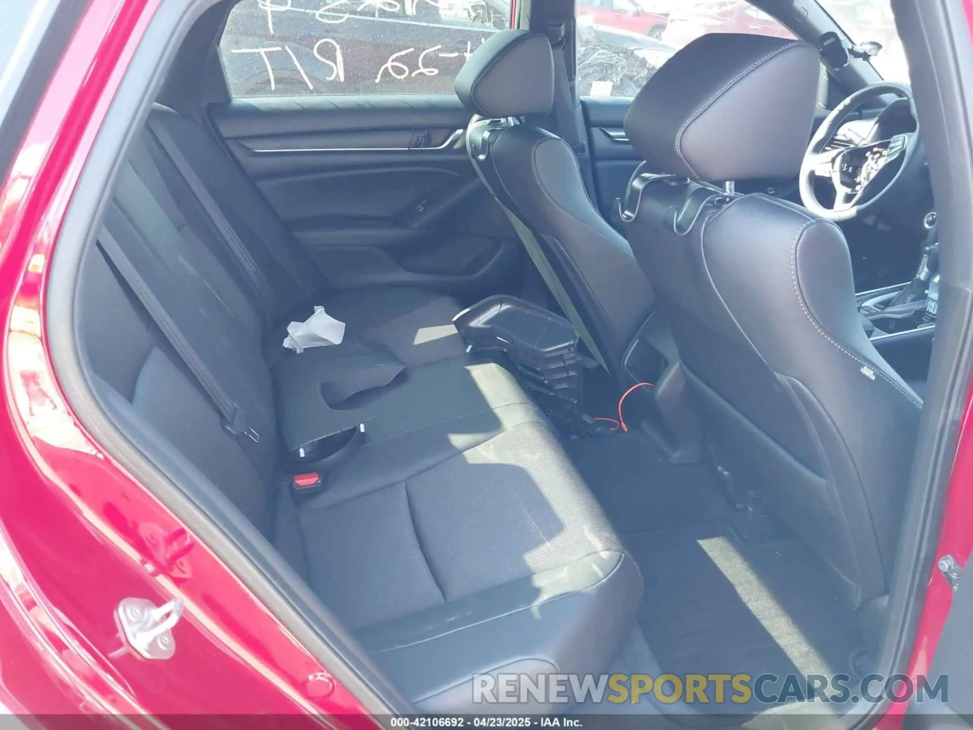 8 Фотография поврежденного автомобиля 1HGCV1F35KA109932 HONDA ACCORD 2019