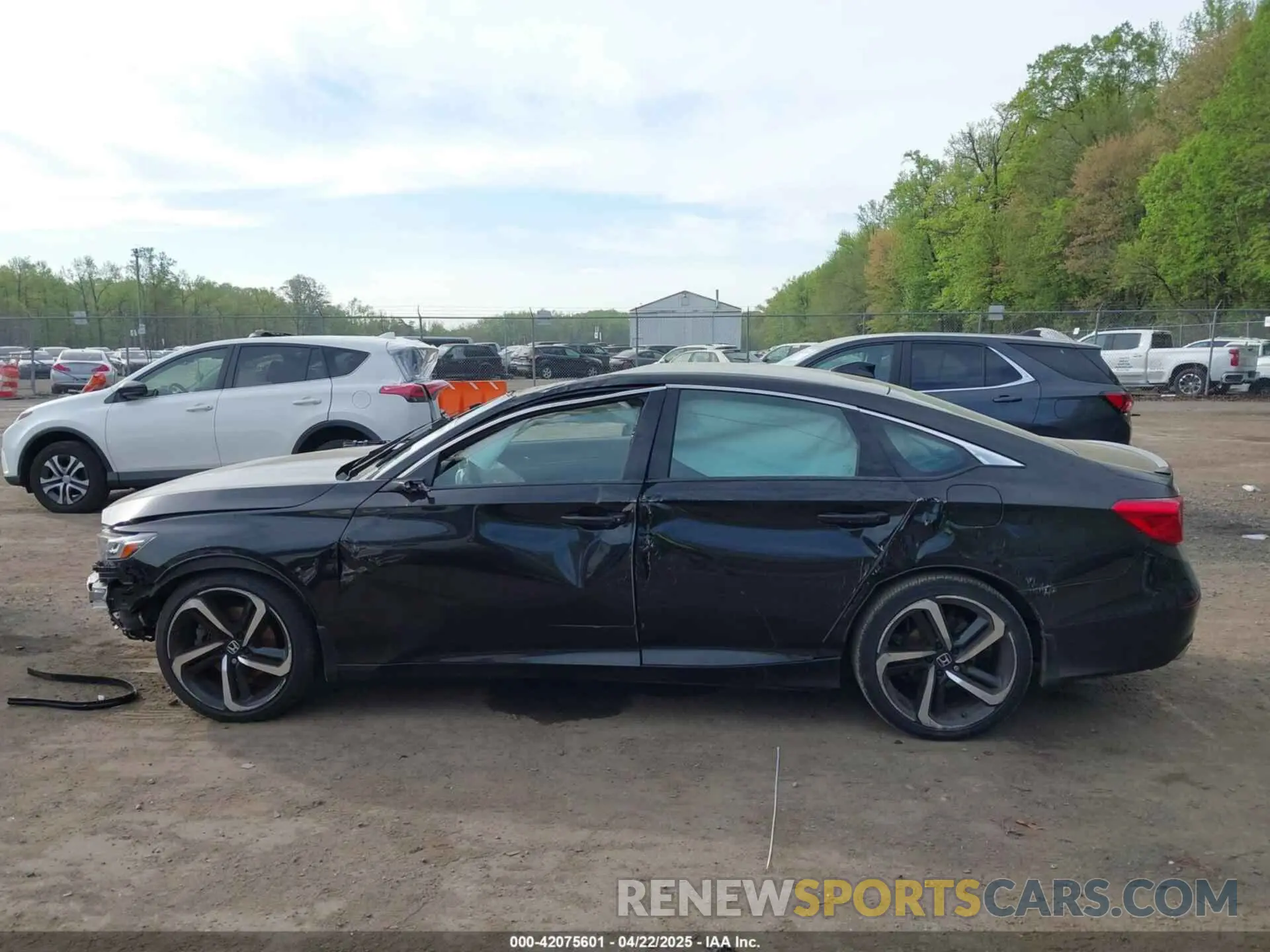 13 Фотография поврежденного автомобиля 1HGCV1F35KA115665 HONDA ACCORD 2019