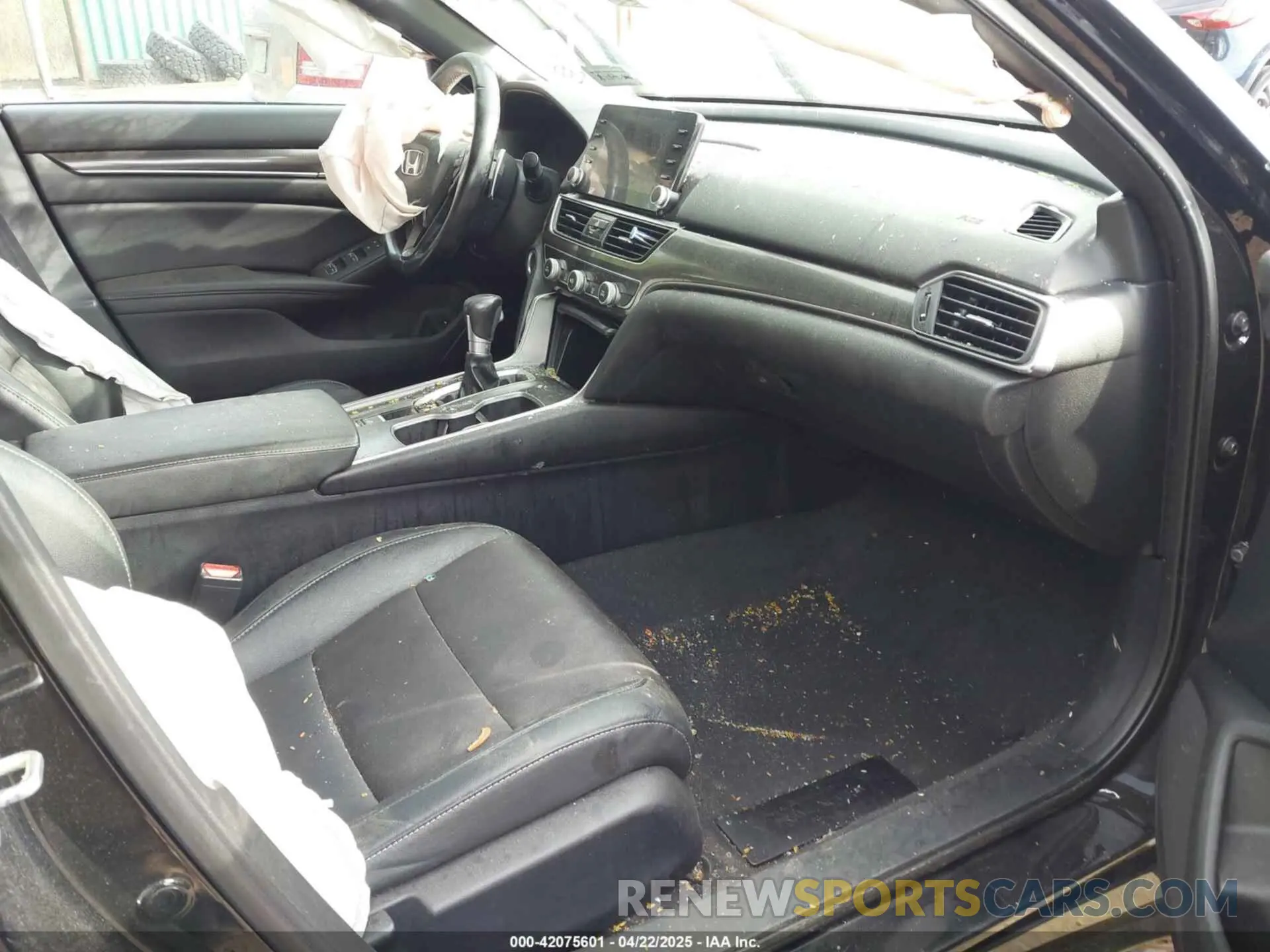 5 Фотография поврежденного автомобиля 1HGCV1F35KA115665 HONDA ACCORD 2019