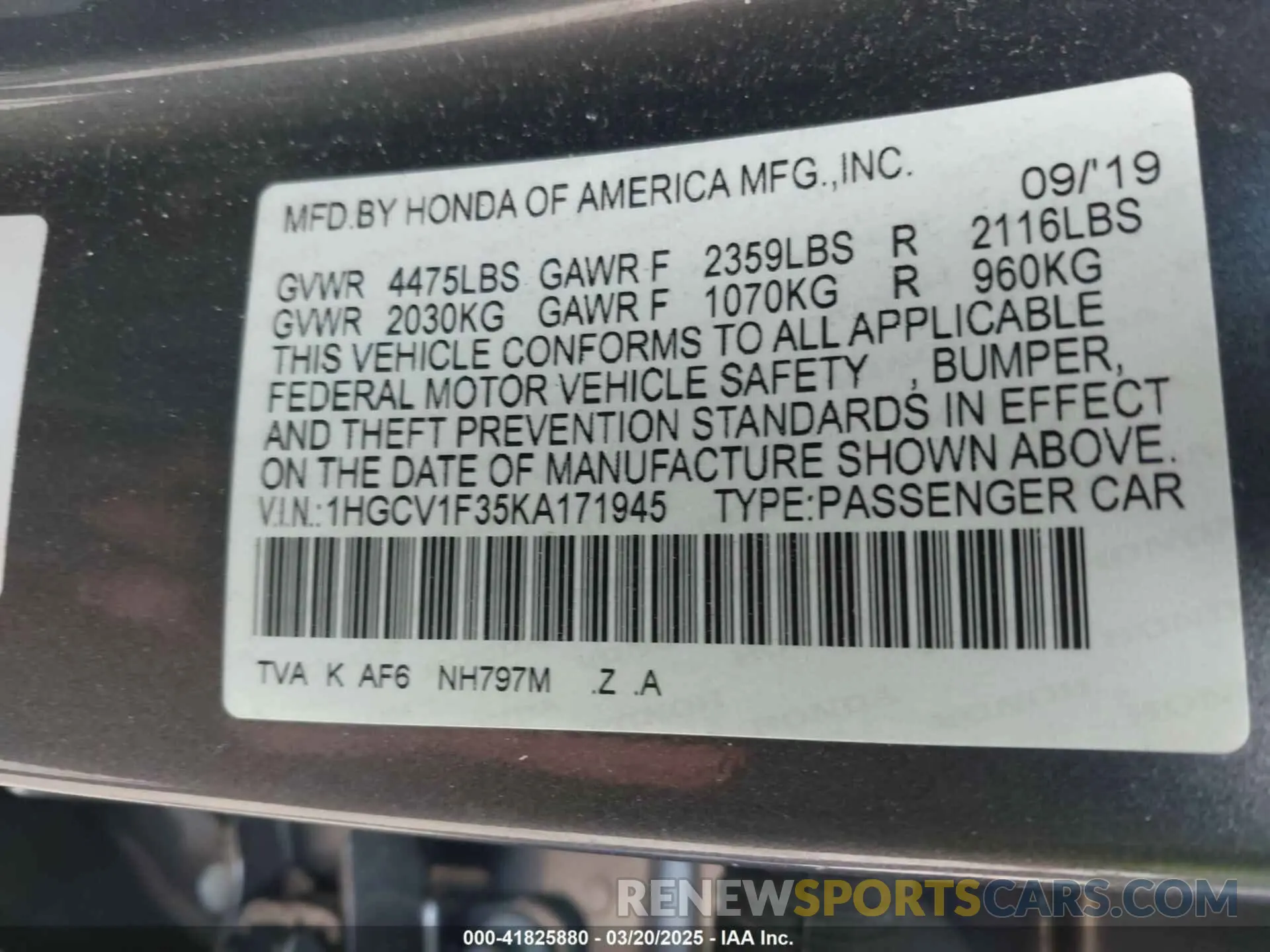 9 Photograph of a damaged car 1HGCV1F35KA171945 HONDA ACCORD 2019