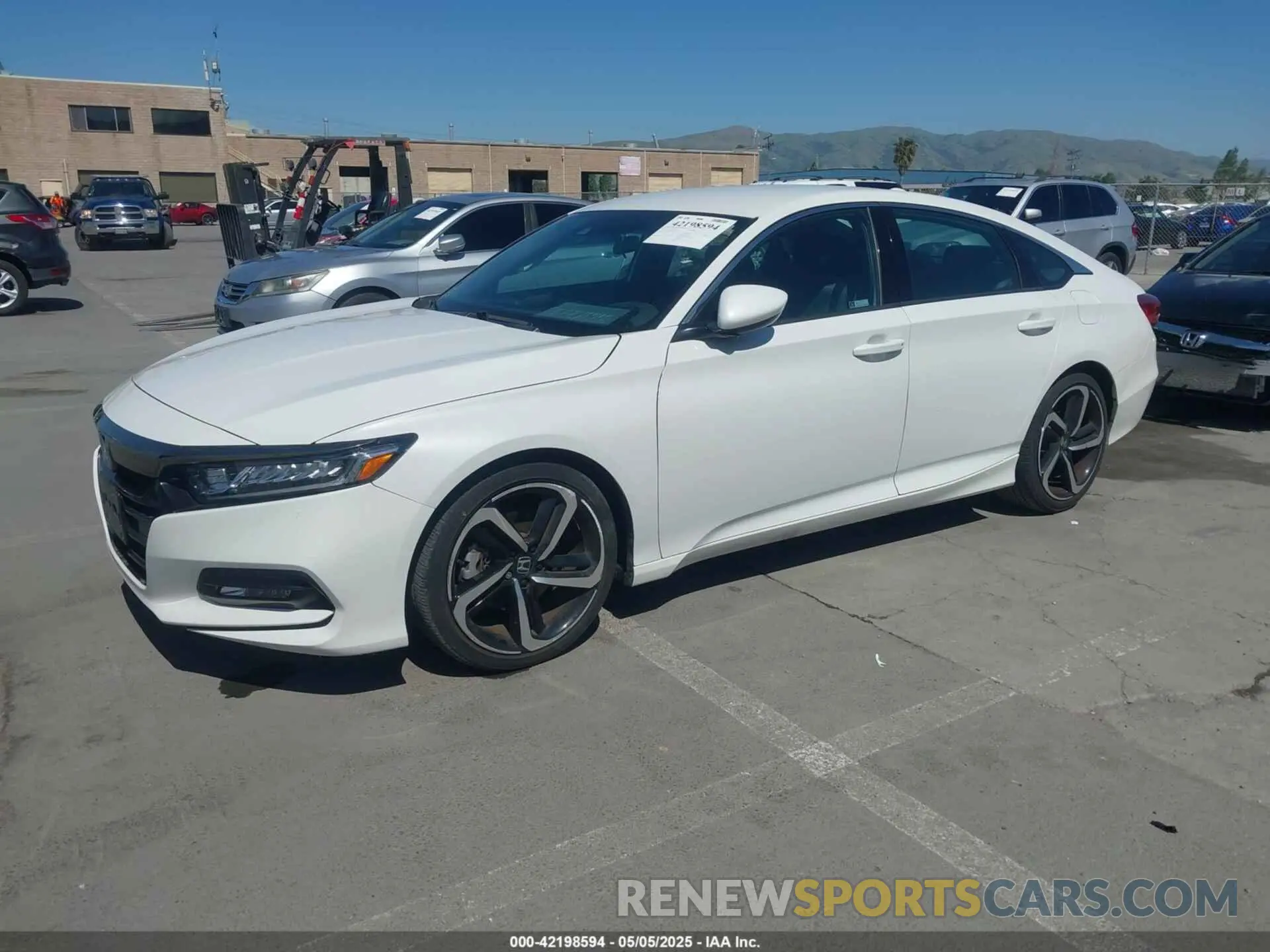2 Фотография поврежденного автомобиля 1HGCV1F35KA173534 HONDA ACCORD 2019