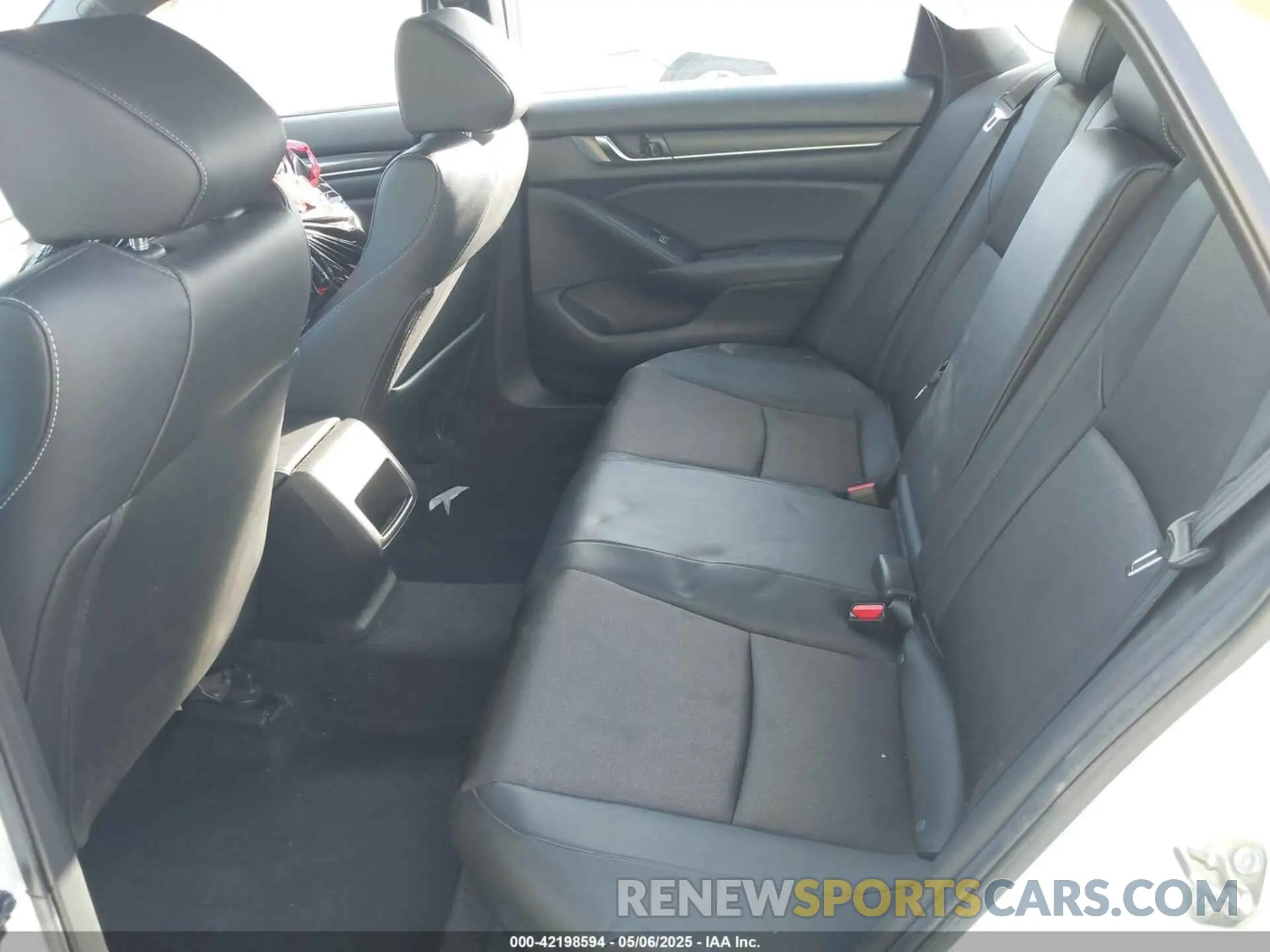 8 Фотография поврежденного автомобиля 1HGCV1F35KA173534 HONDA ACCORD 2019