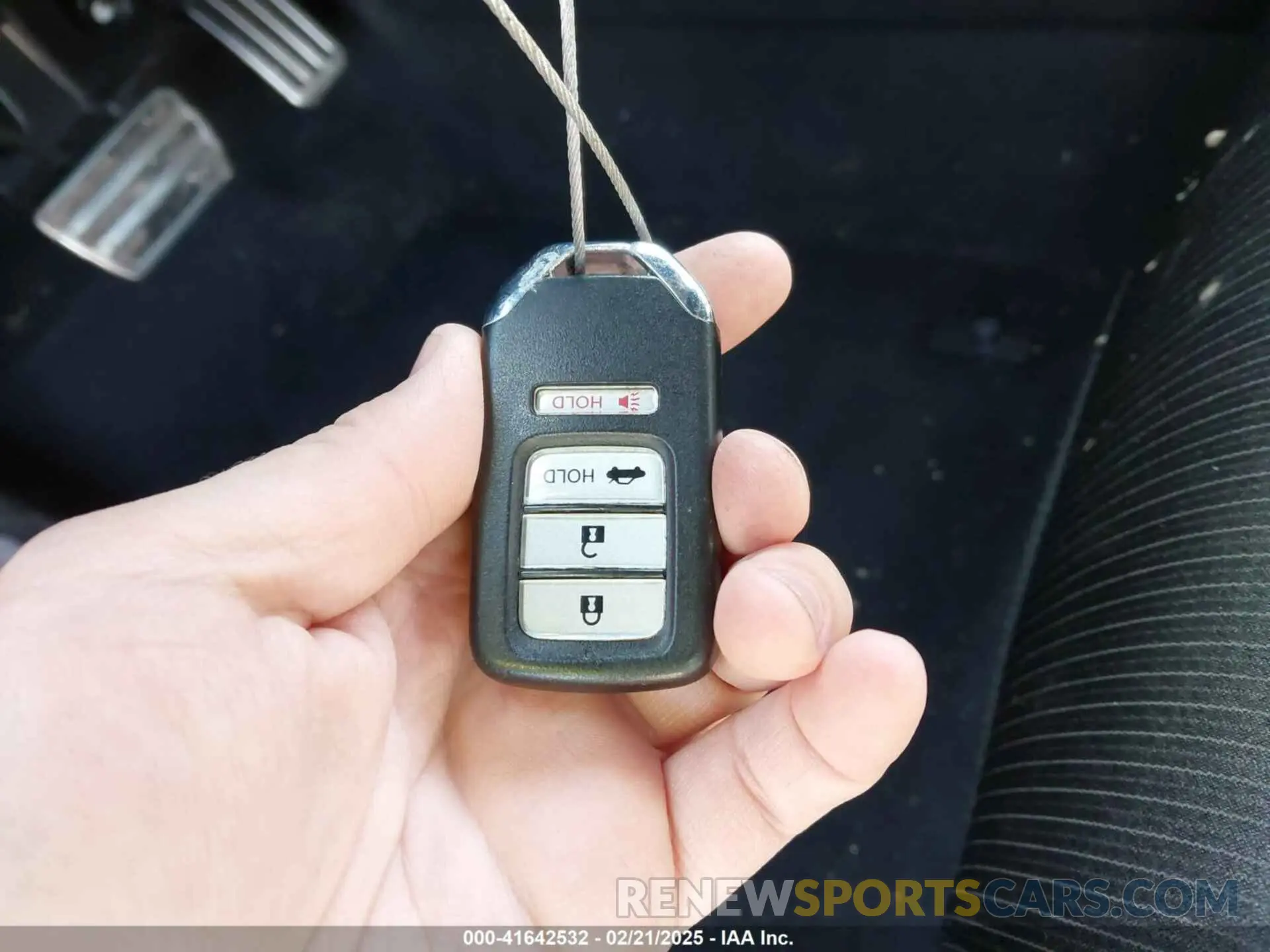 11 Фотография поврежденного автомобиля 1HGCV1F36KA000573 HONDA ACCORD 2019