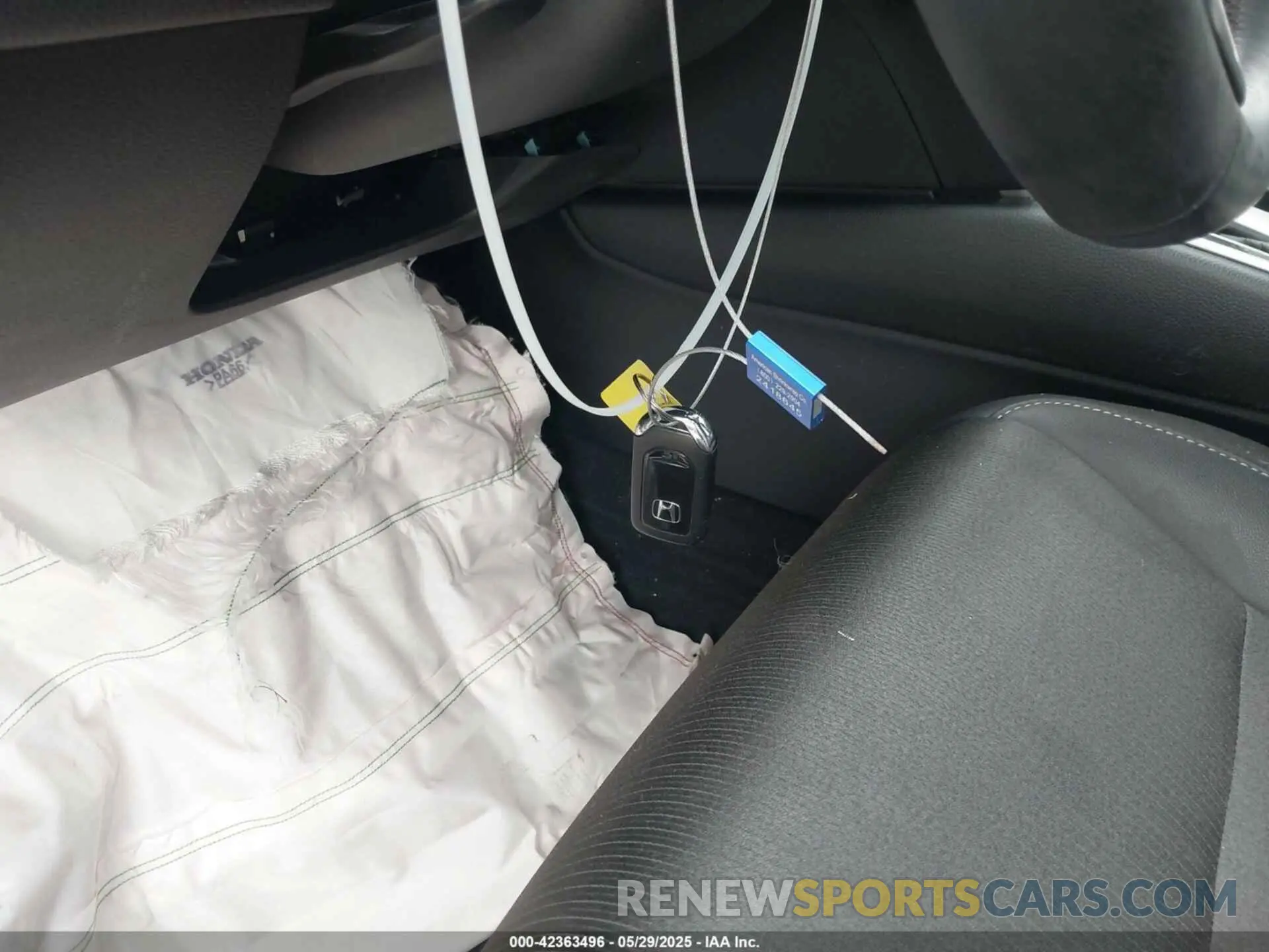 11 Photograph of a damaged car 1HGCV1F36KA035467 HONDA ACCORD 2019