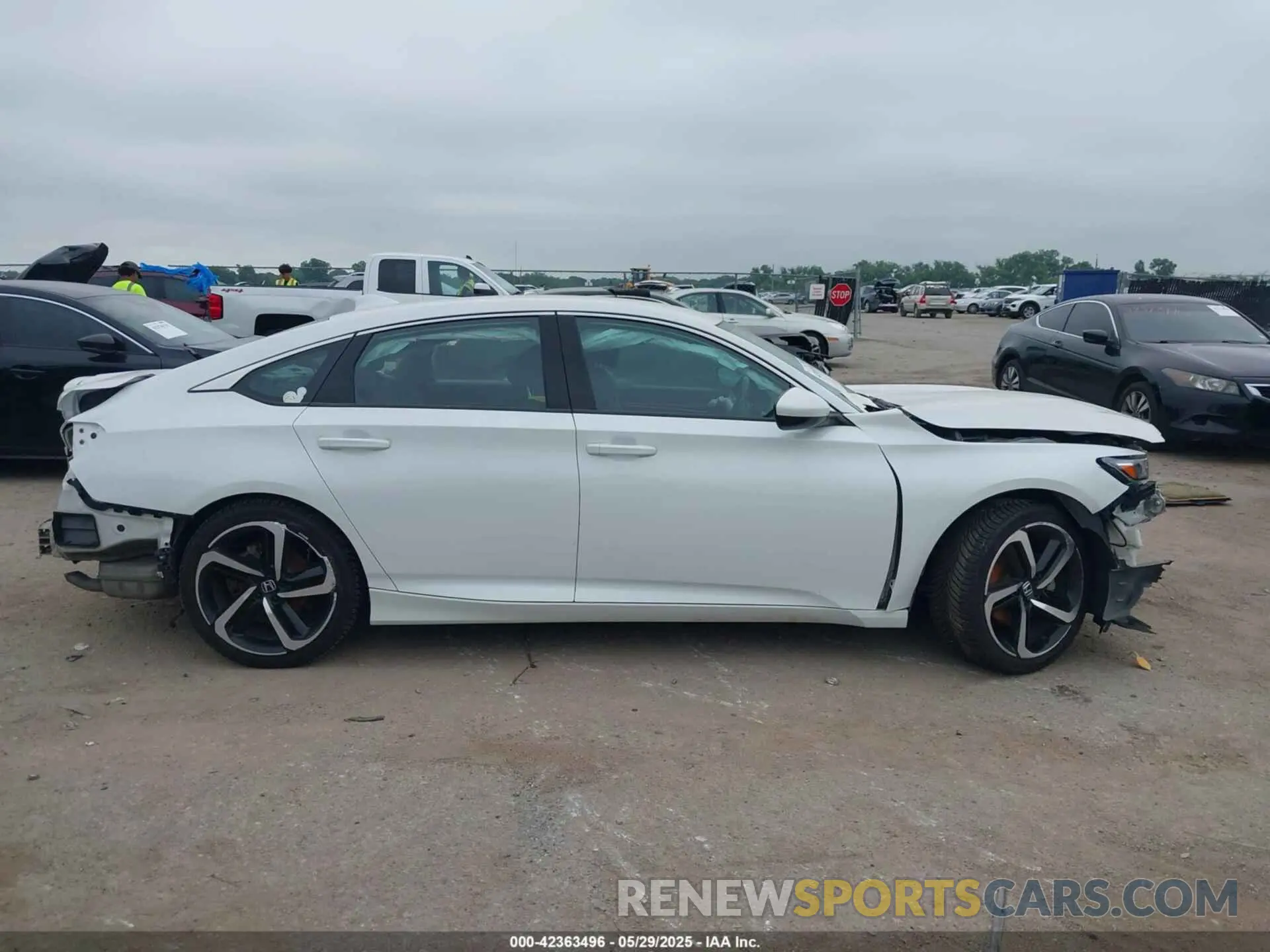 13 Photograph of a damaged car 1HGCV1F36KA035467 HONDA ACCORD 2019