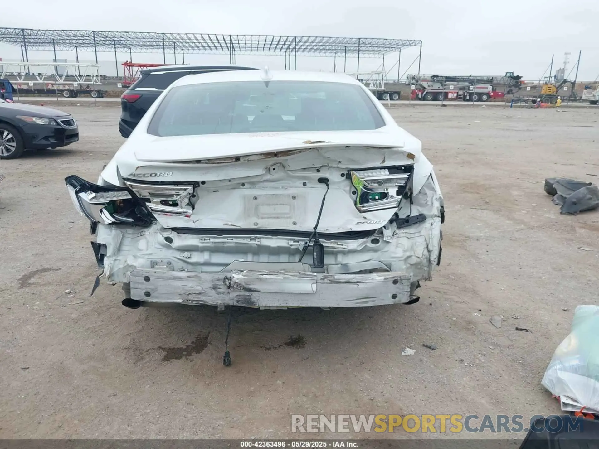 16 Photograph of a damaged car 1HGCV1F36KA035467 HONDA ACCORD 2019