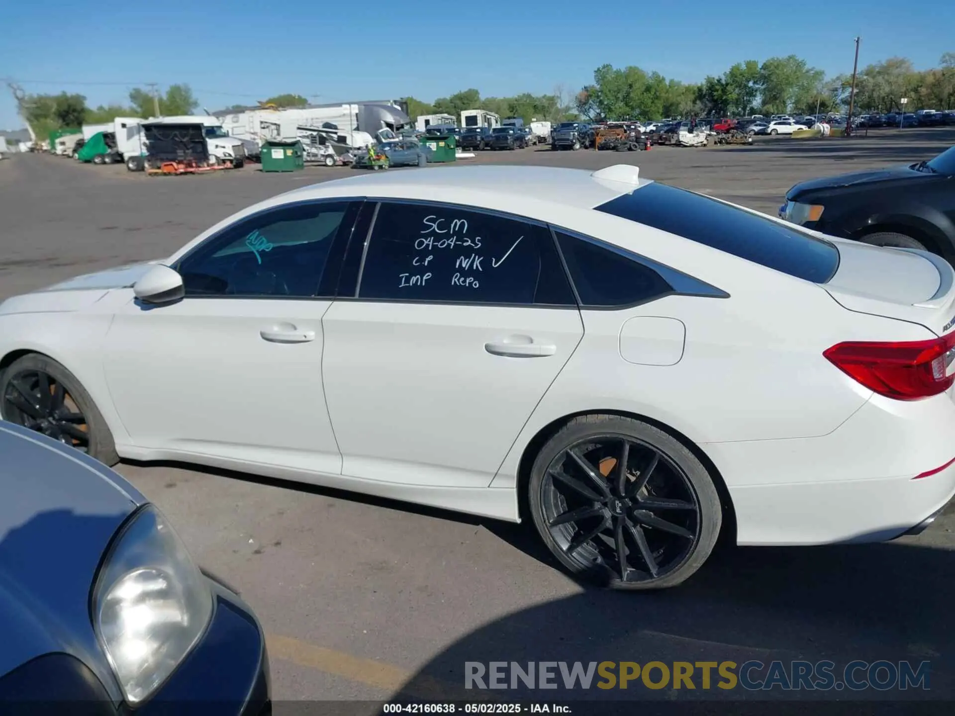 13 Фотография поврежденного автомобиля 1HGCV1F36KA041589 HONDA ACCORD 2019