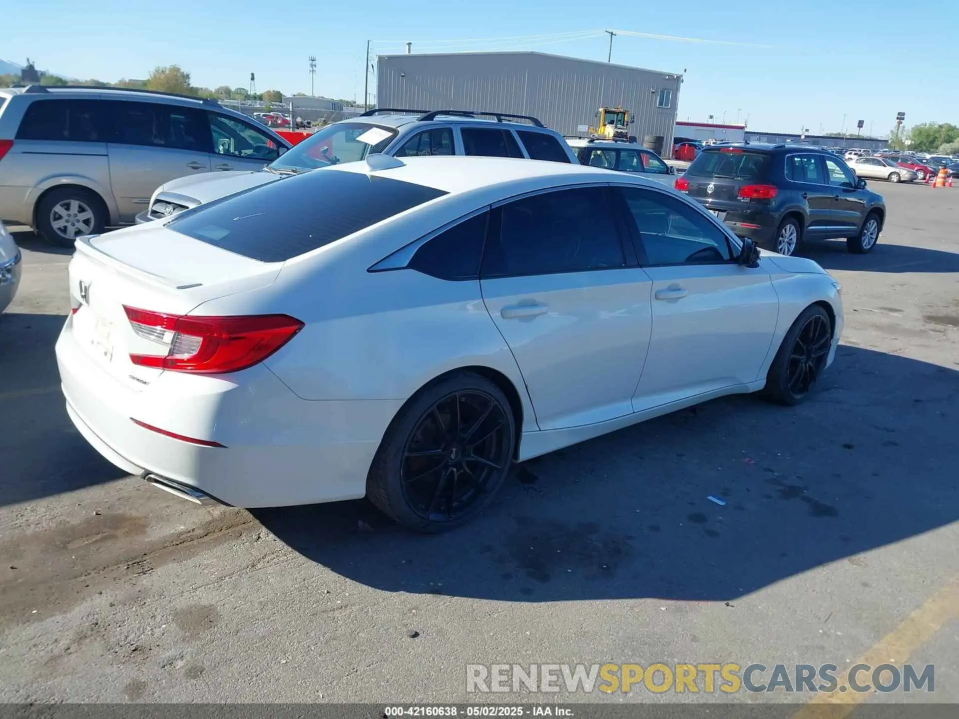 4 Фотография поврежденного автомобиля 1HGCV1F36KA041589 HONDA ACCORD 2019