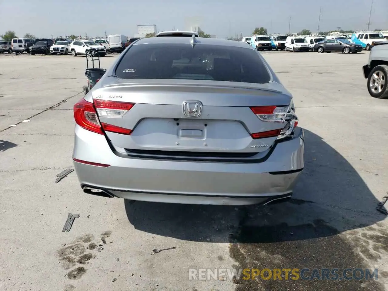 6 Photograph of a damaged car 1HGCV1F36KA089092 HONDA ACCORD 2019