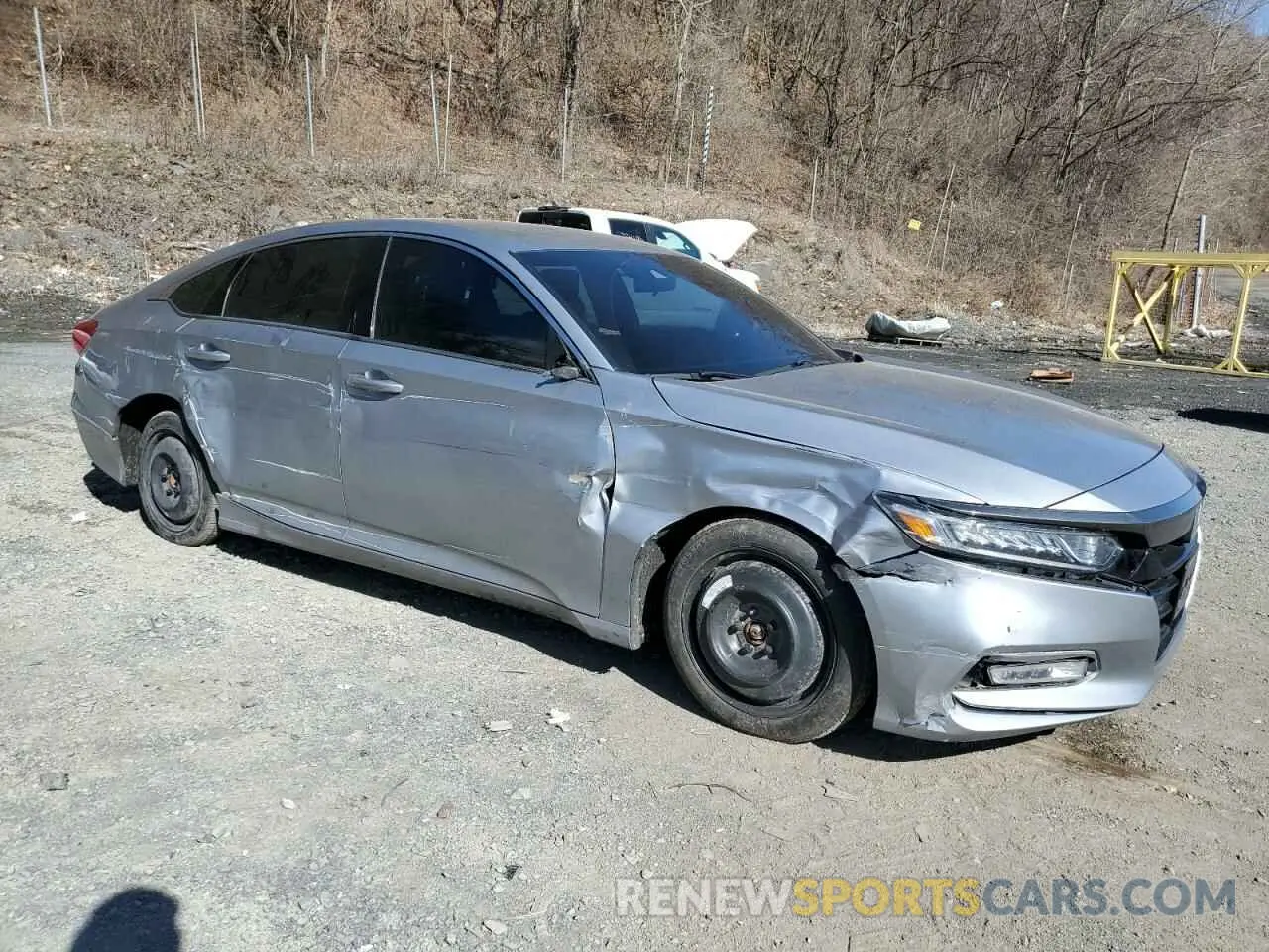 4 Фотография поврежденного автомобиля 1HGCV1F36KA107655 HONDA ACCORD 2019