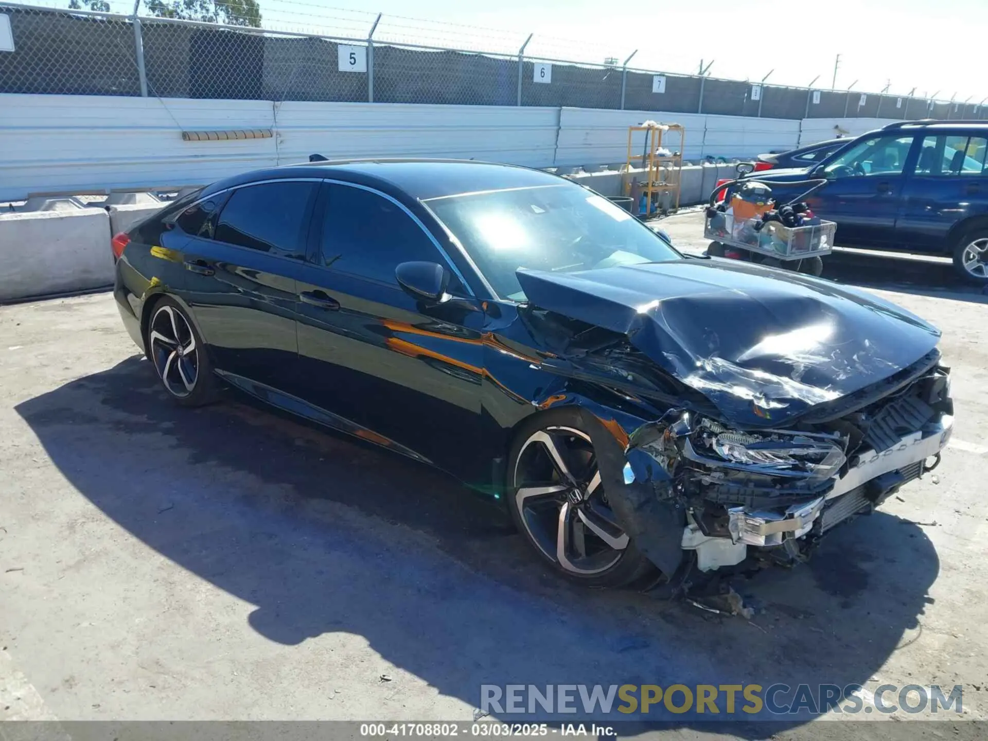 1 Фотография поврежденного автомобиля 1HGCV1F36KA117148 HONDA ACCORD 2019
