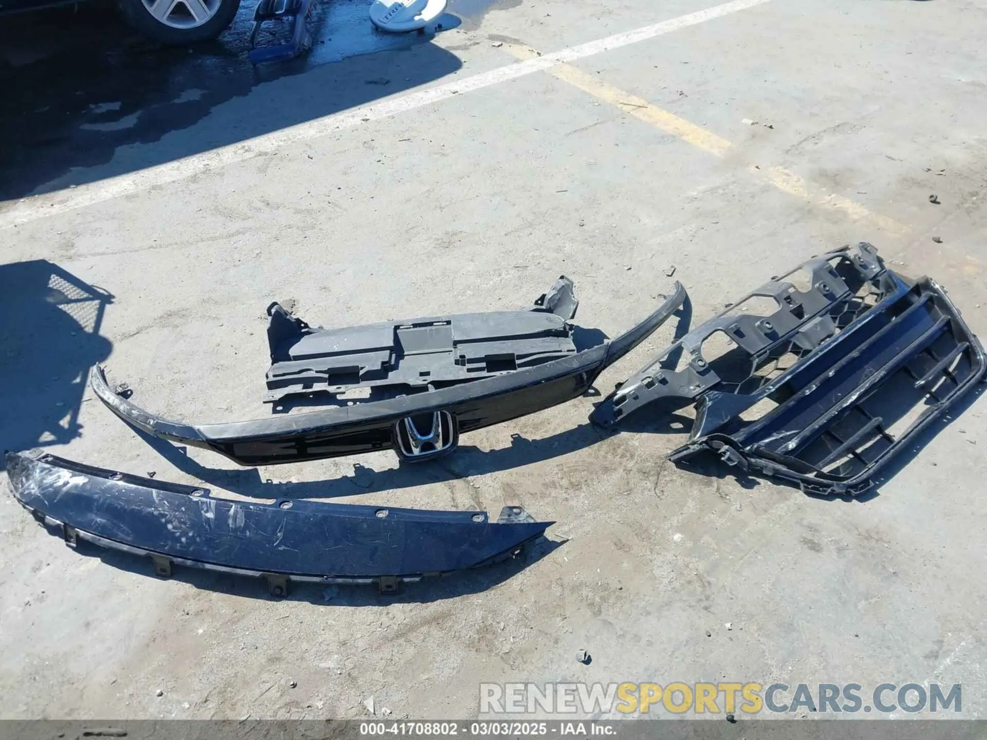 12 Фотография поврежденного автомобиля 1HGCV1F36KA117148 HONDA ACCORD 2019