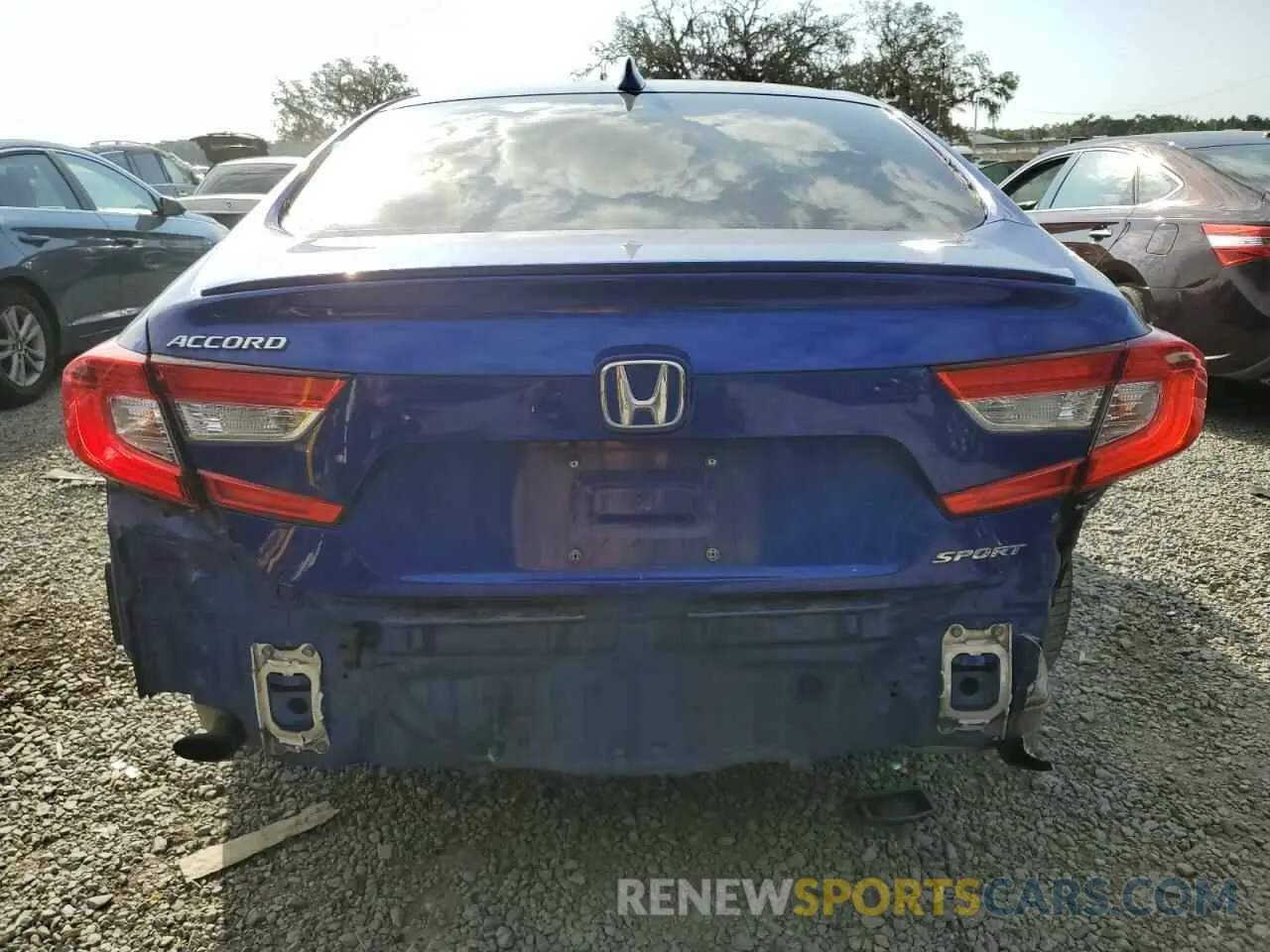 6 Photograph of a damaged car 1HGCV1F36KA127307 HONDA ACCORD 2019