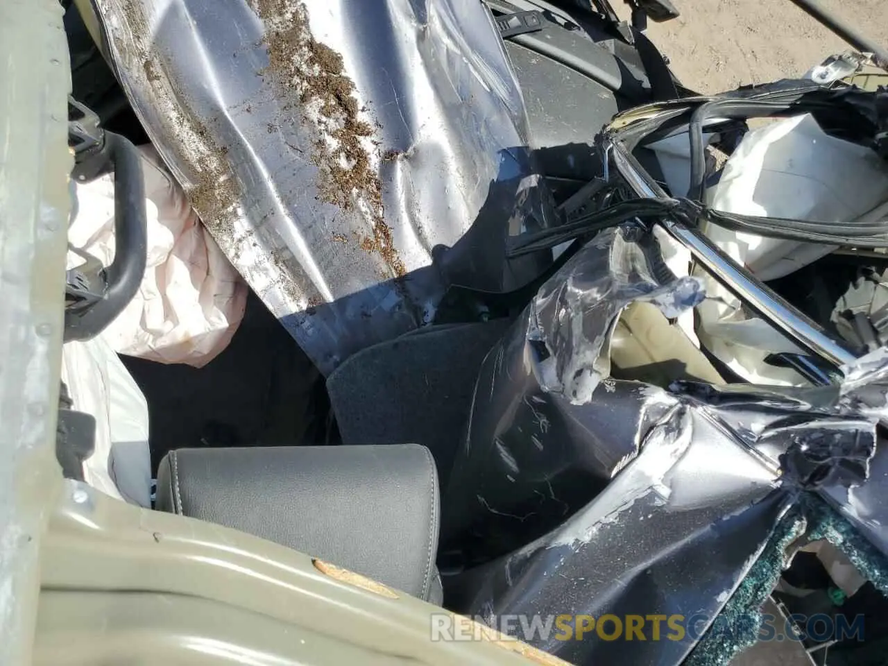8 Photograph of a damaged car 1HGCV1F36KA137464 HONDA ACCORD 2019