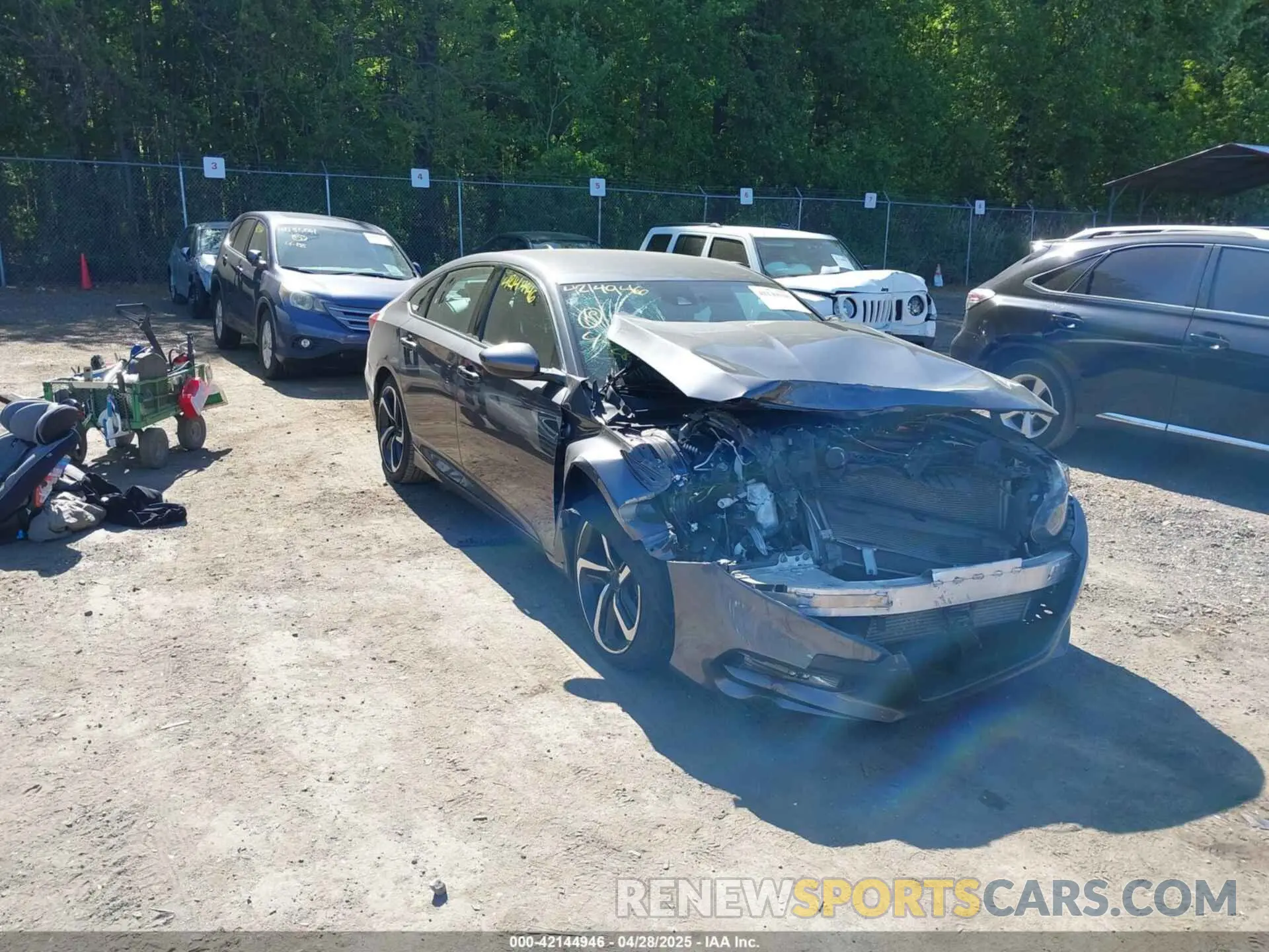 1 Фотография поврежденного автомобиля 1HGCV1F36KA153292 HONDA ACCORD 2019