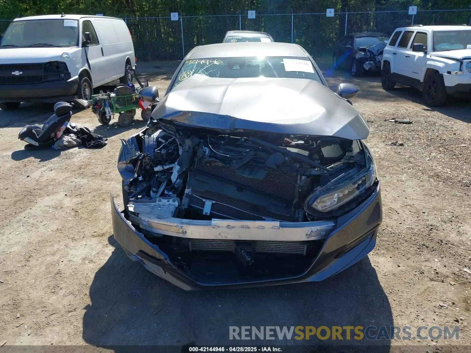 13 Фотография поврежденного автомобиля 1HGCV1F36KA153292 HONDA ACCORD 2019